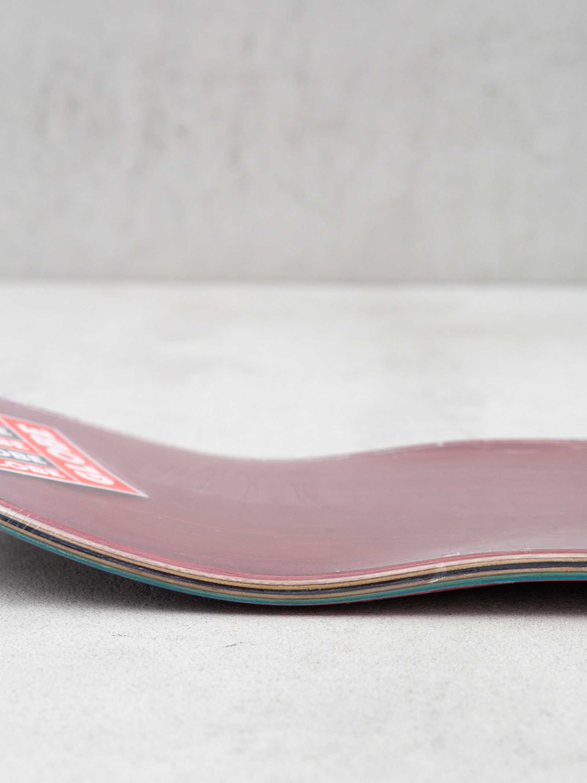 Декa Globe G1 Stack (black/candy clouds)