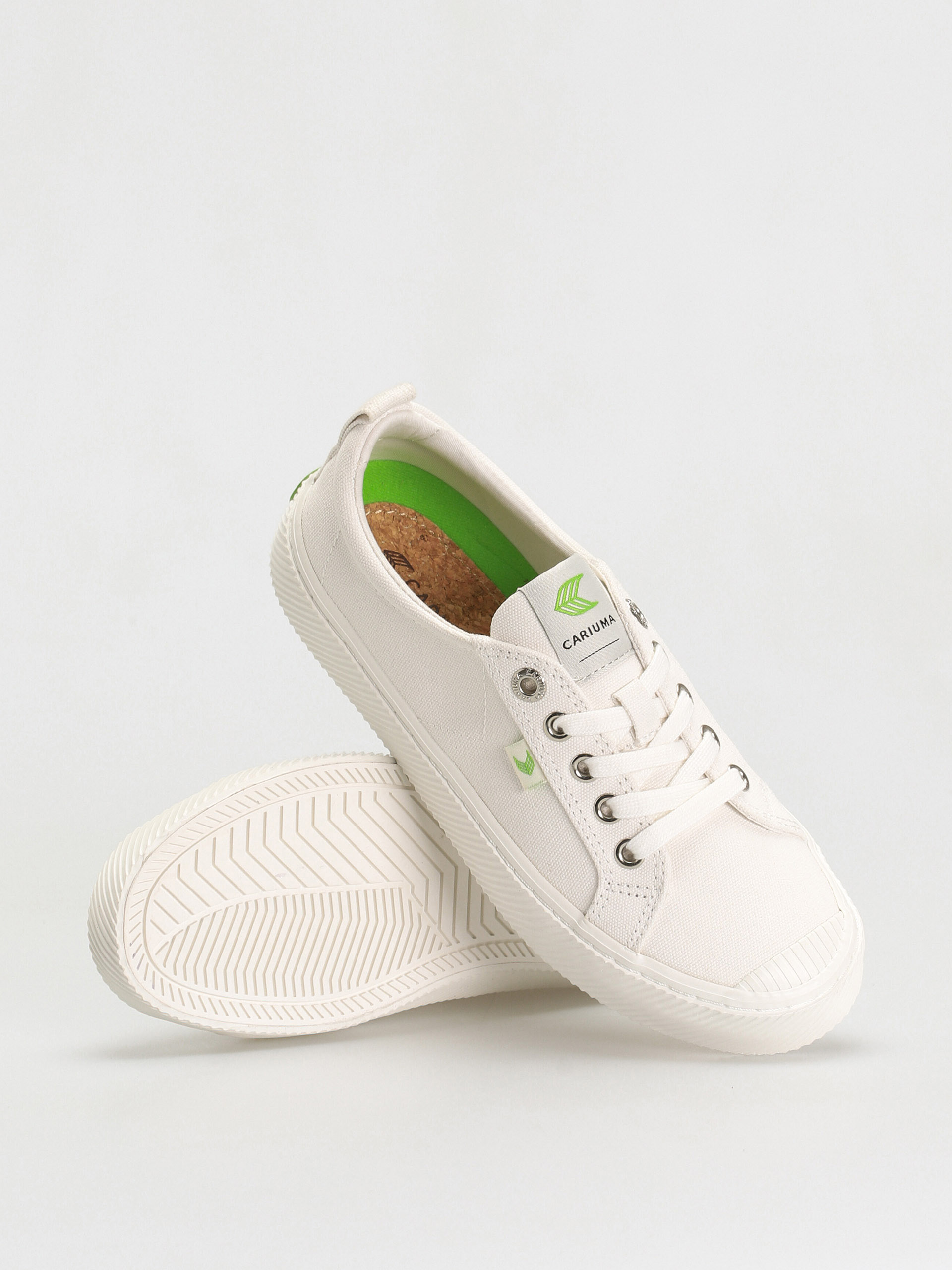 Взуття Cariuma Oca Low (off white canvas)