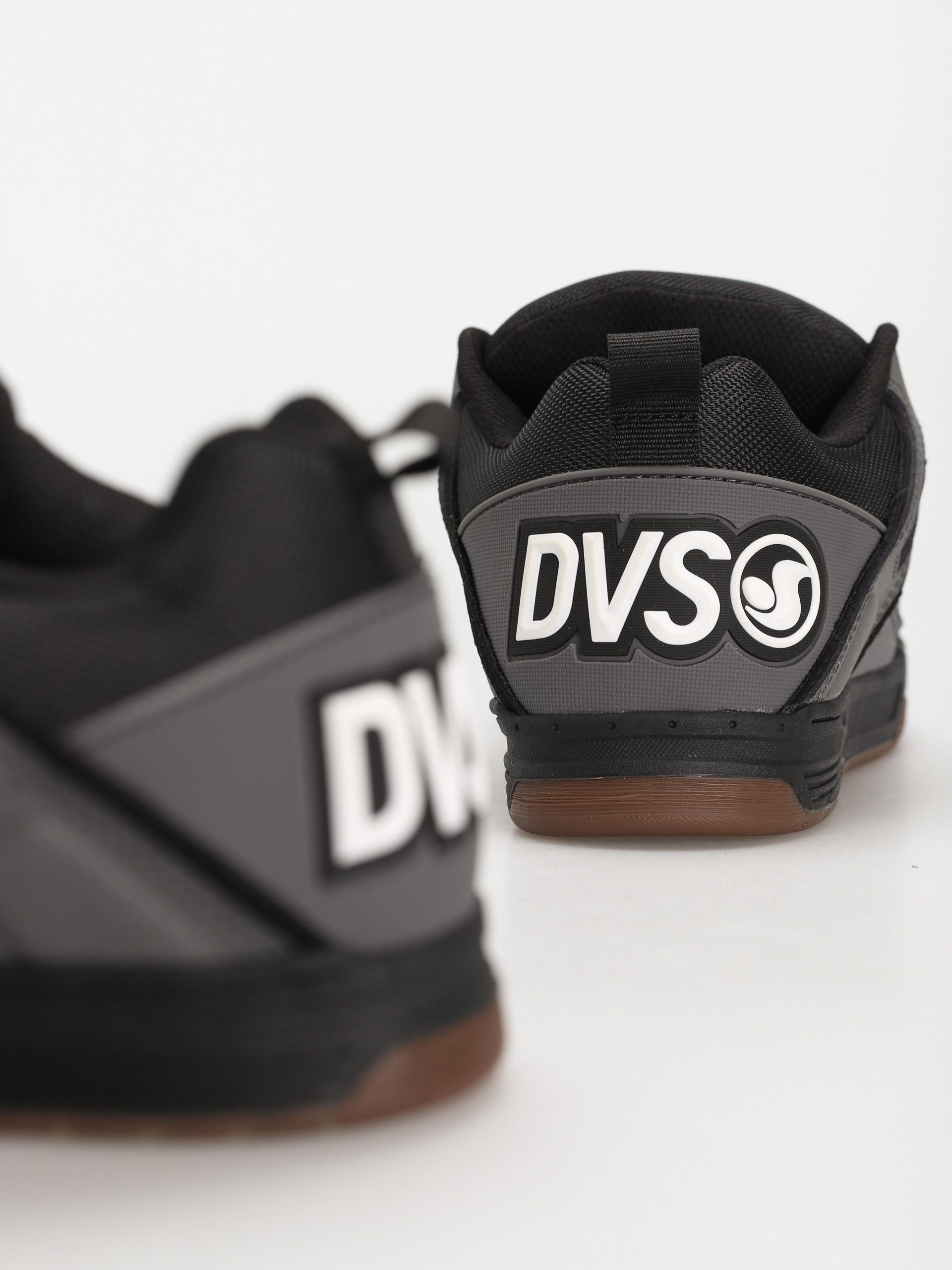 Взуття DVS Comanche (charcoal black white nubuck)