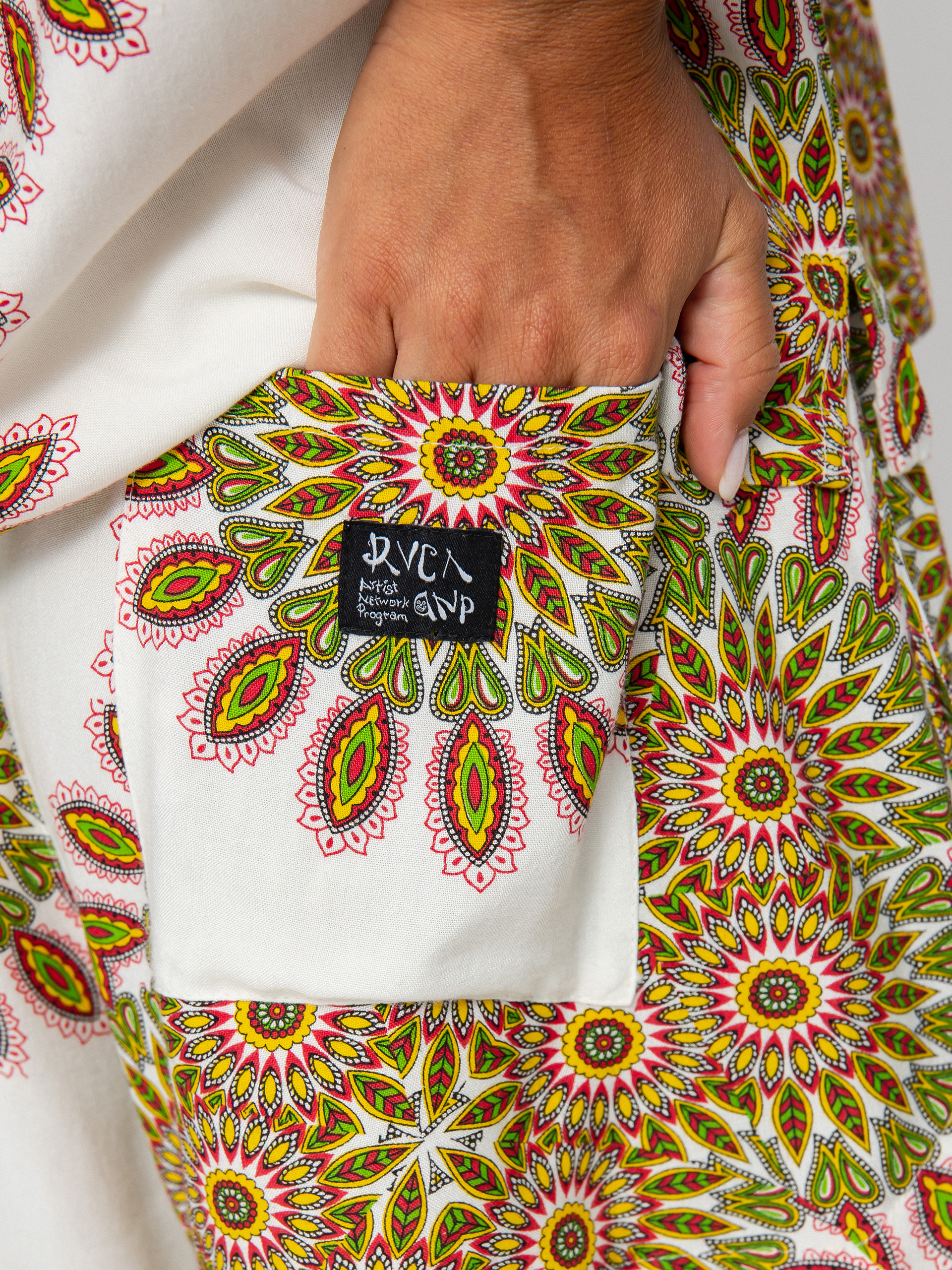 Шорти RVCA Serotonin Wmn (cloud)