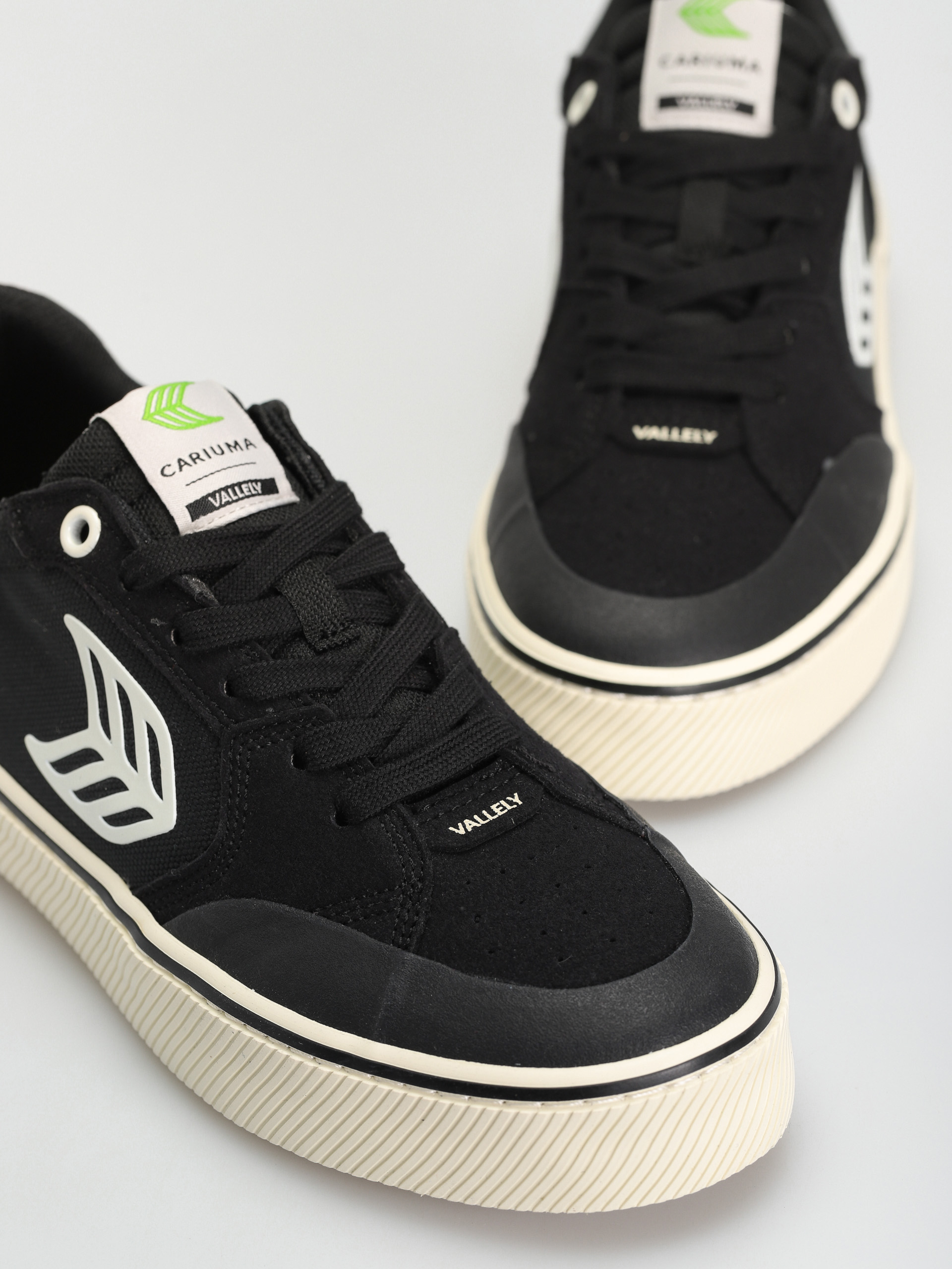 Взуття Cariuma Vallely (black/ivory)