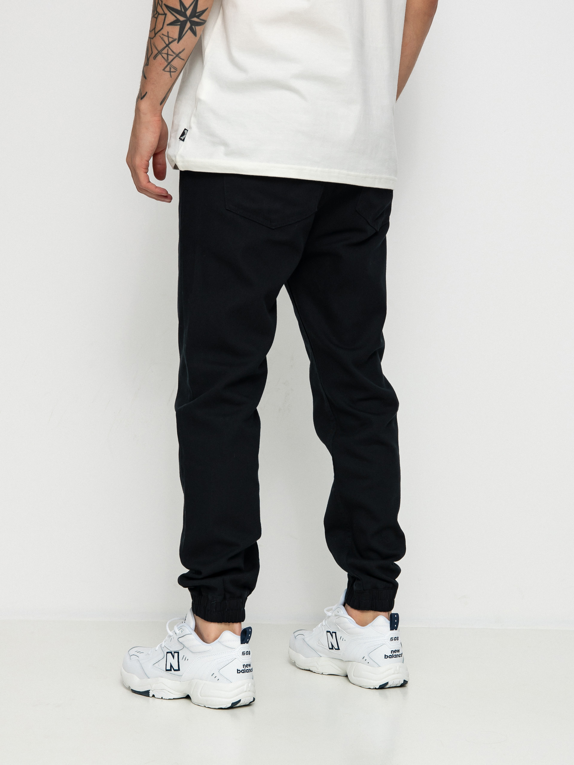 Штани MassDnm Signature 2.0 Joggers Sneaker Fit (black)
