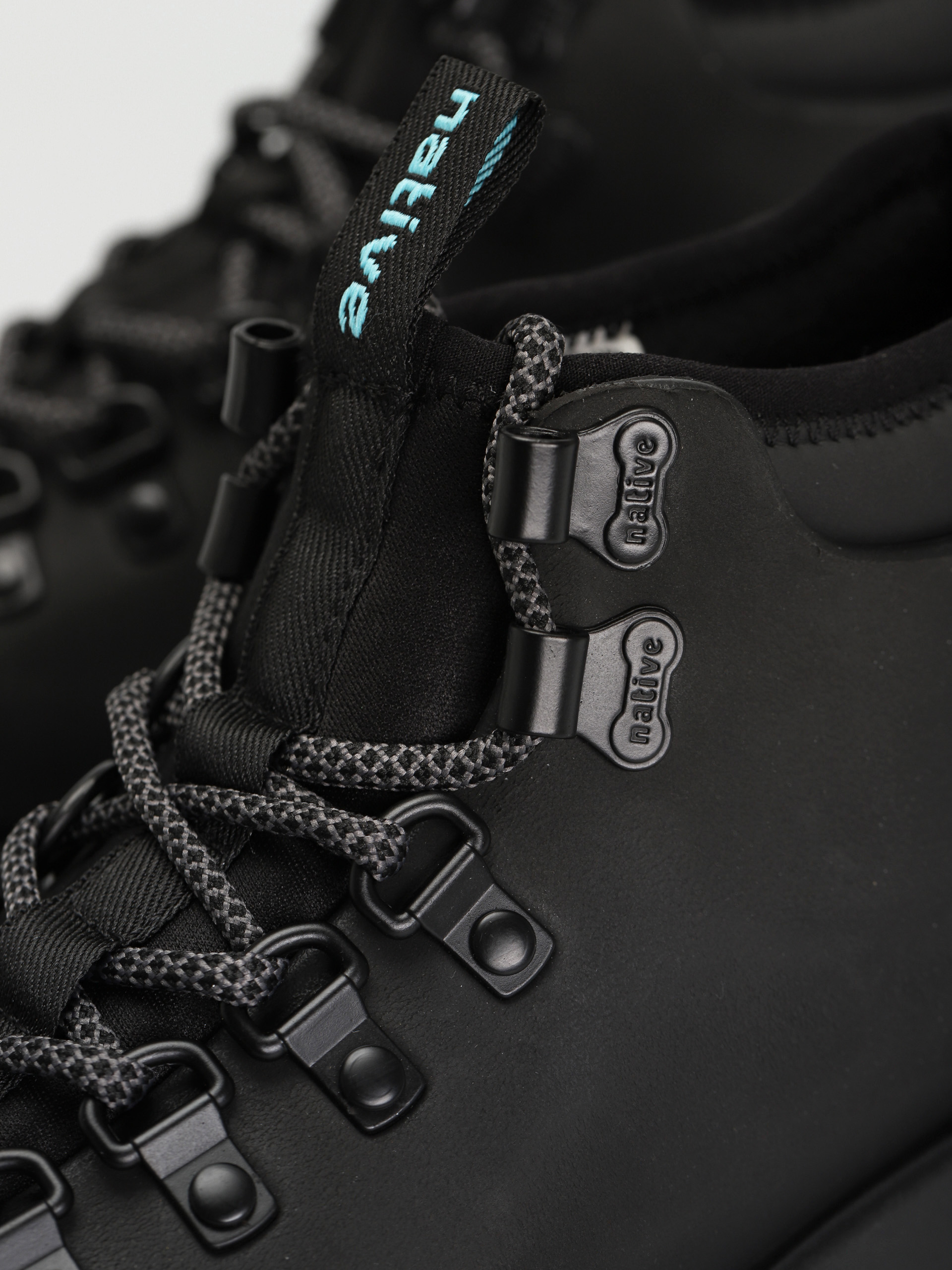 Зимове взуття Native Fitzsimmons Citylite (jiffy black/jiffy black/victoria blue)
