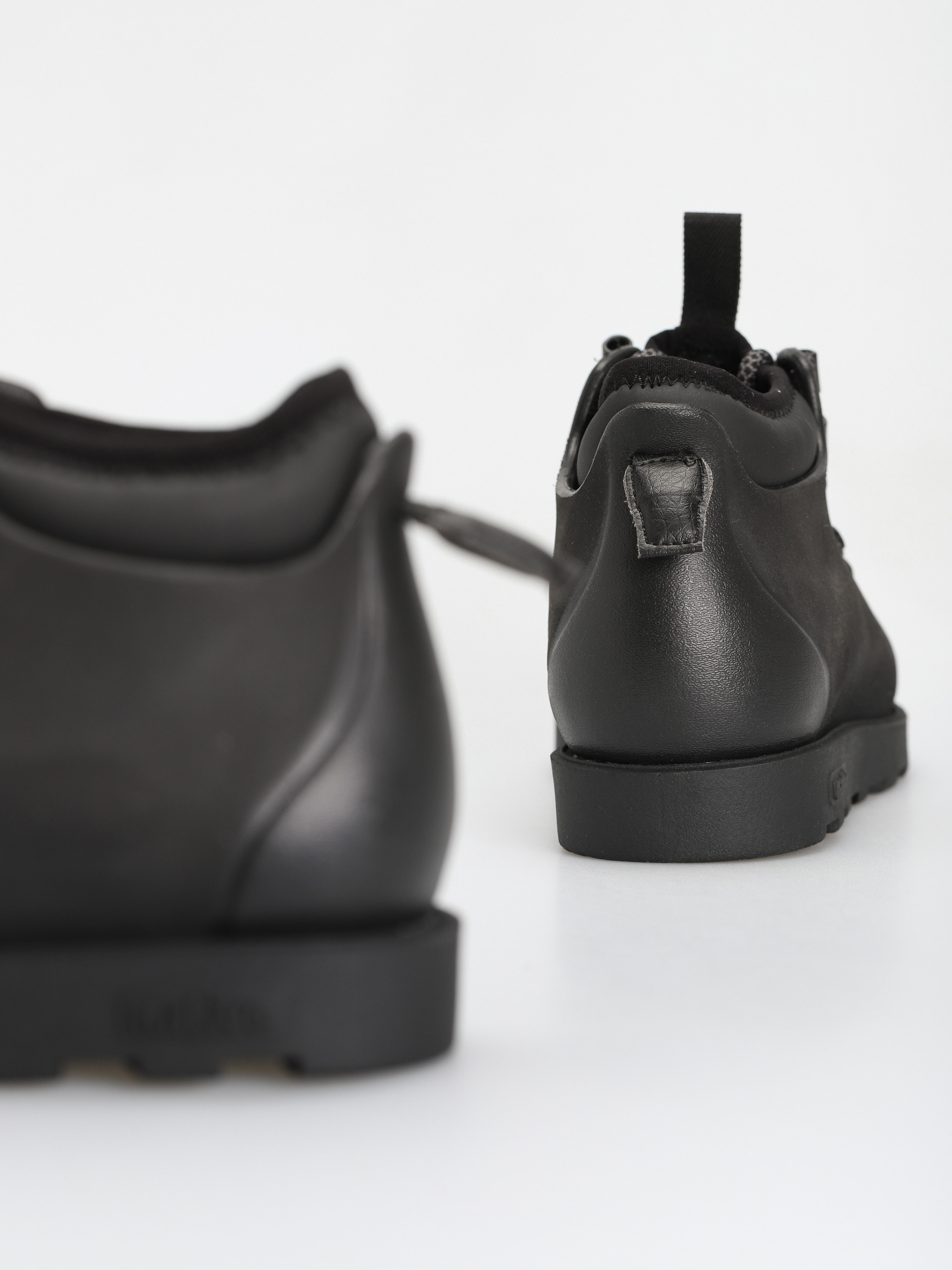 Зимове взуття Native Fitzsimmons Citylite (jiffy black/jiffy black/victoria blue)
