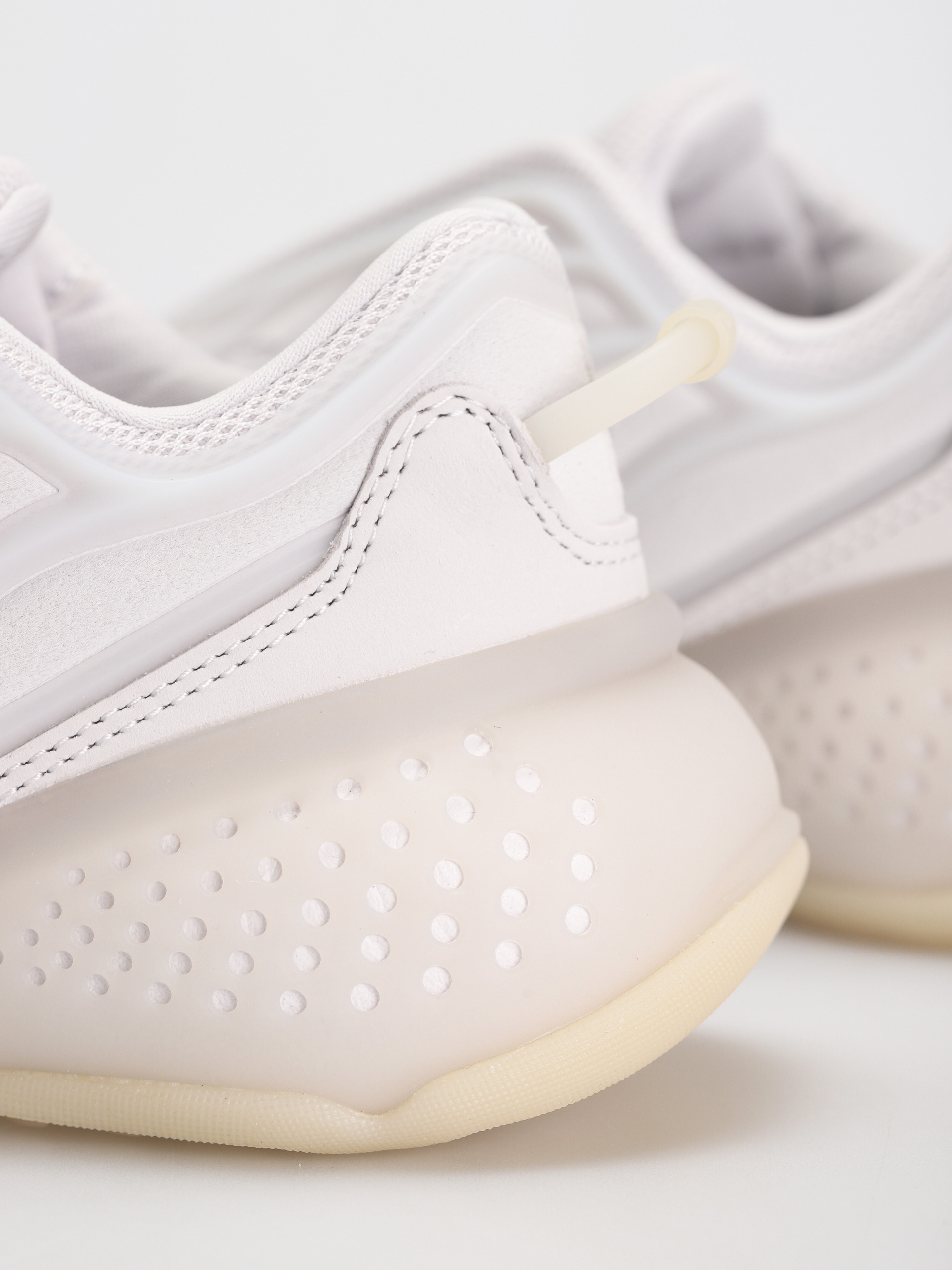 Взуття adidas Originals Ozrah Wmn (dshgry/dshgry/ecrtin)