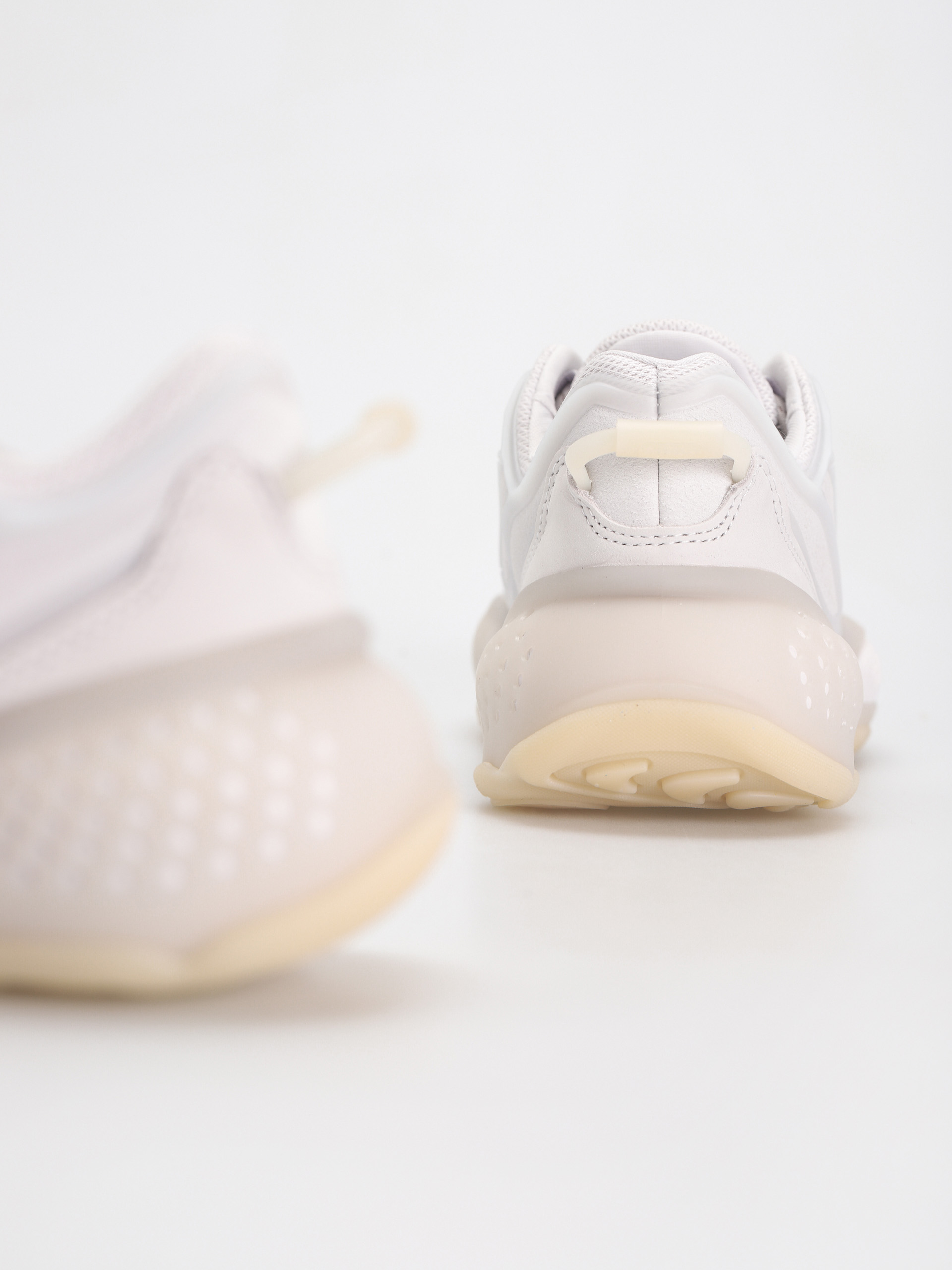 Взуття adidas Originals Ozrah Wmn (dshgry/dshgry/ecrtin)