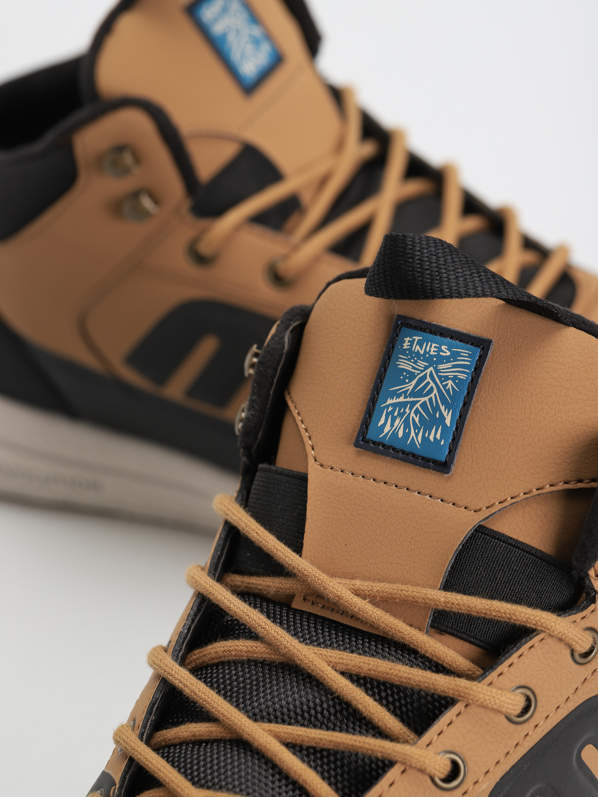 Взуття Etnies Jones Mtw (brown/black)