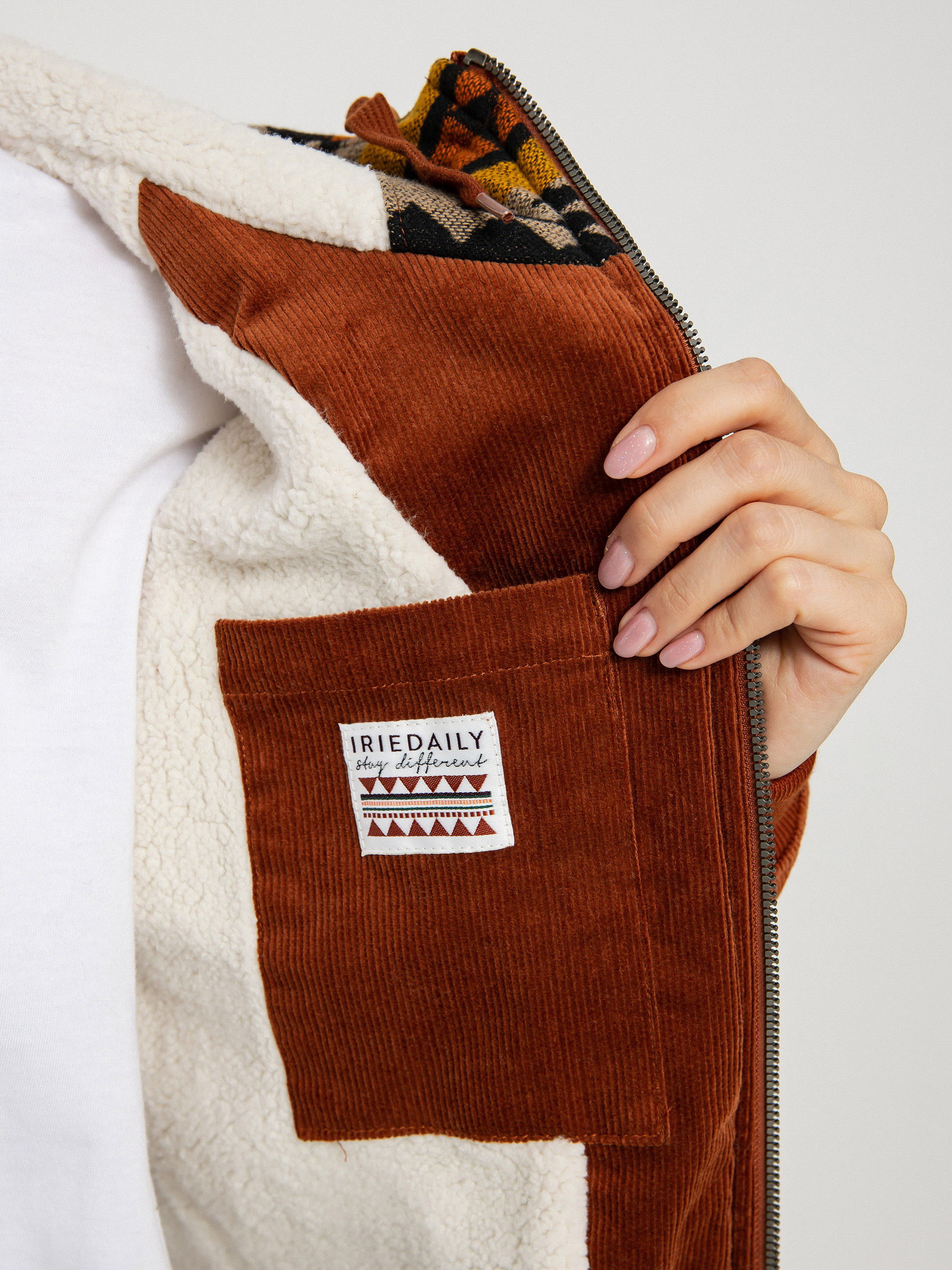 Куртка Iriedaily Indi Spice Wmn (red brown)