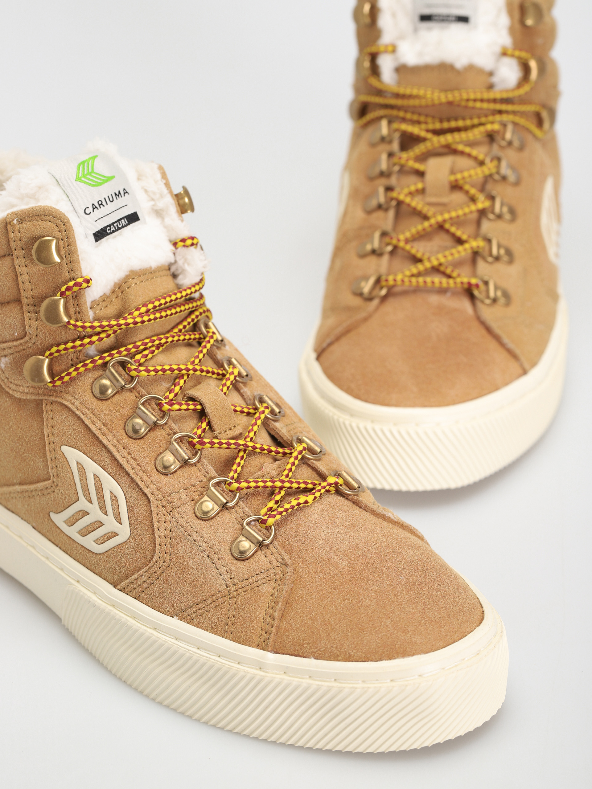 Взуття Cariuma Caturi (camel/ ivory)