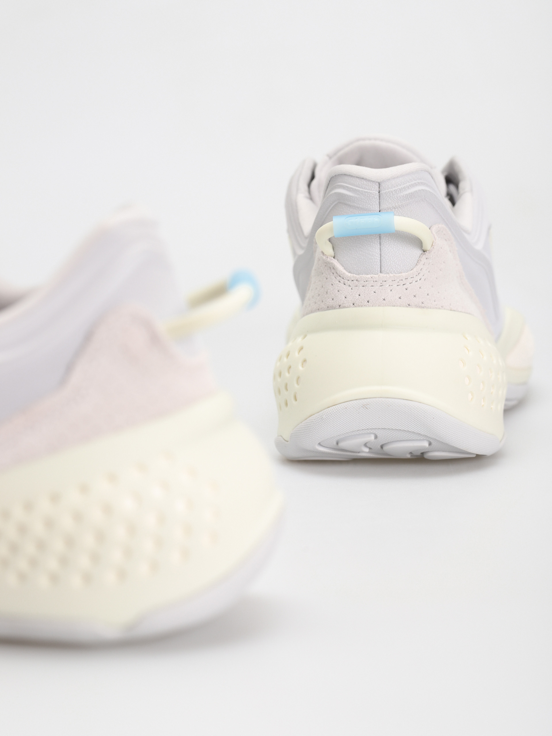 Взуття adidas Originals Ozrah (lgsogr/owhite/cblack)