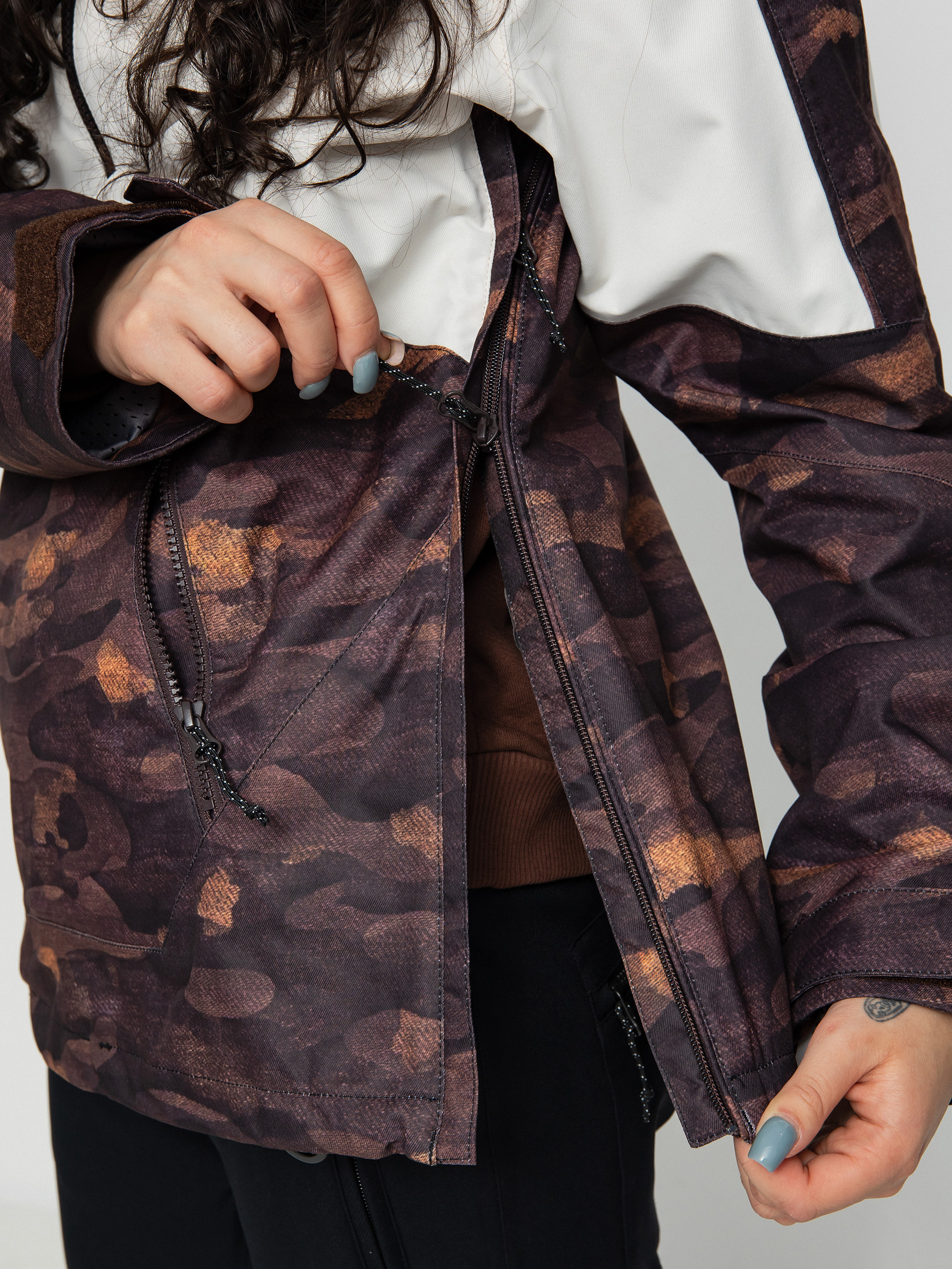 Жіноча Сноубордична куртка Volcom Mirror Pullover (dusk camo)