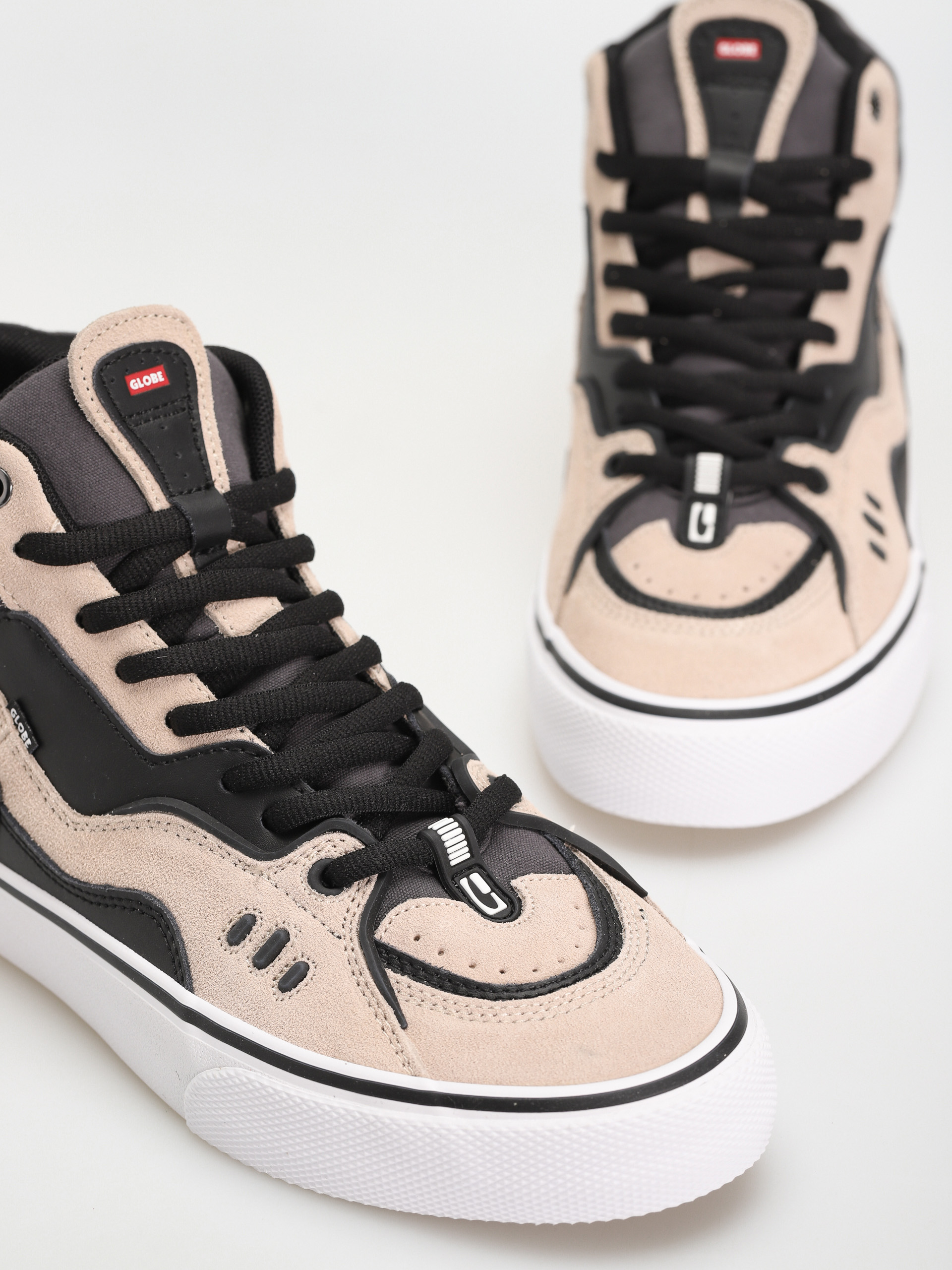 Взуття Globe Dimension (khaki/black)