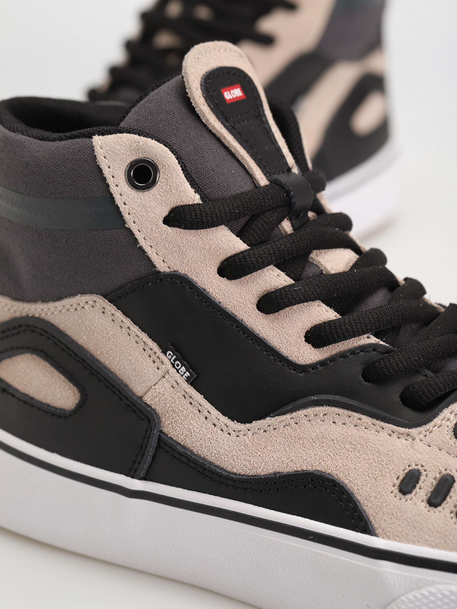 Взуття Globe Dimension (khaki/black)