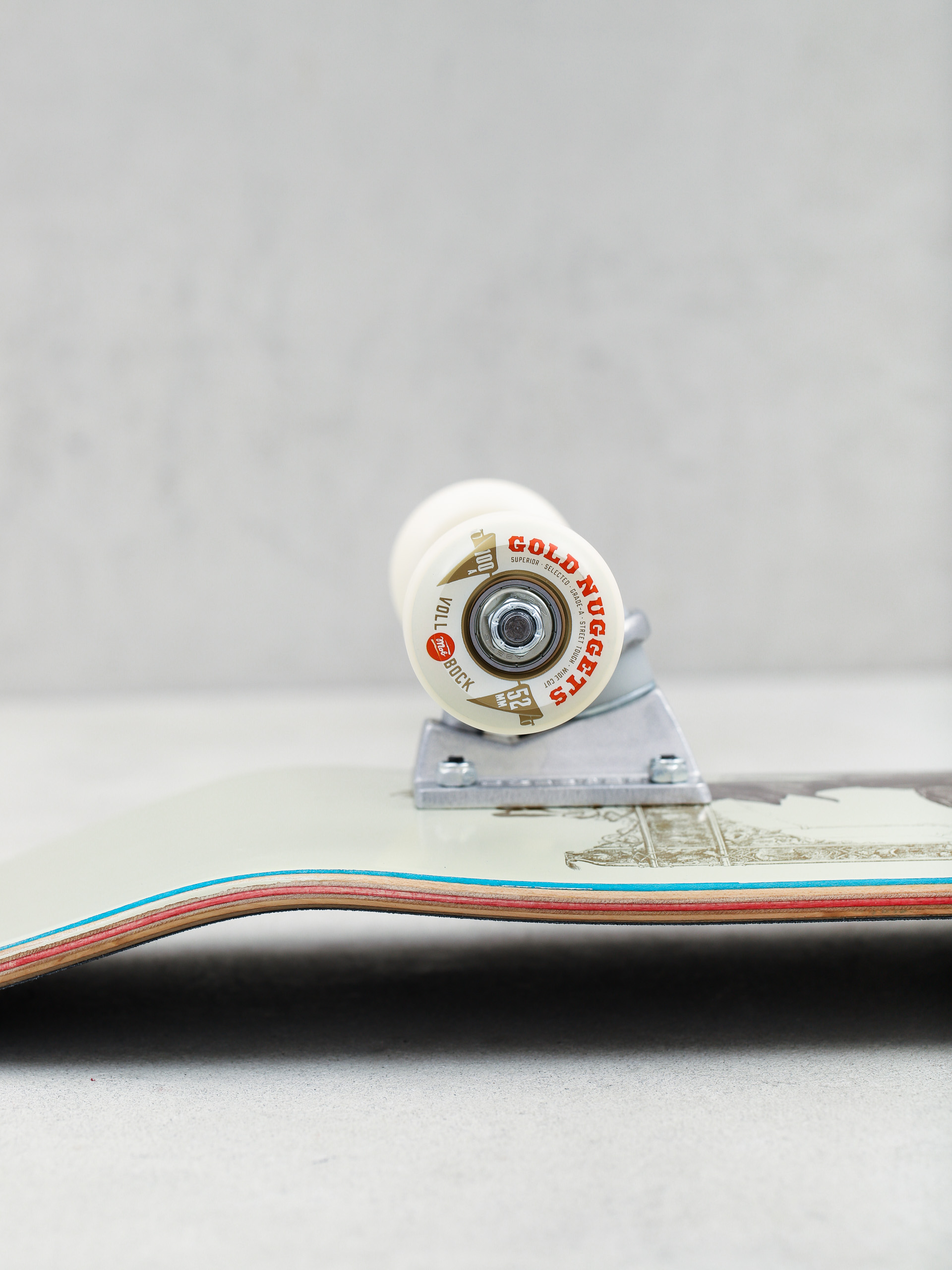 Скейтборд Mob Skateboards Horsemen (beige)