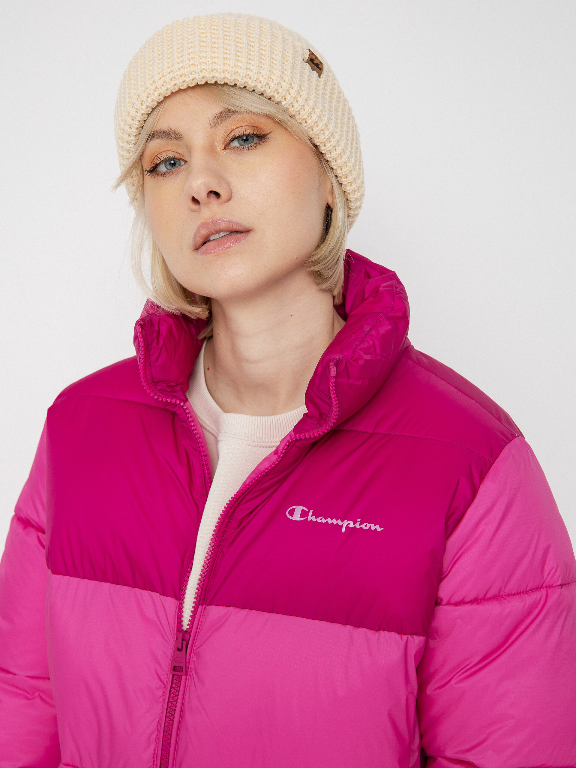 Куртка Champion Legacy Polyfilled Jacket 115756 Wmn (rro/amr)