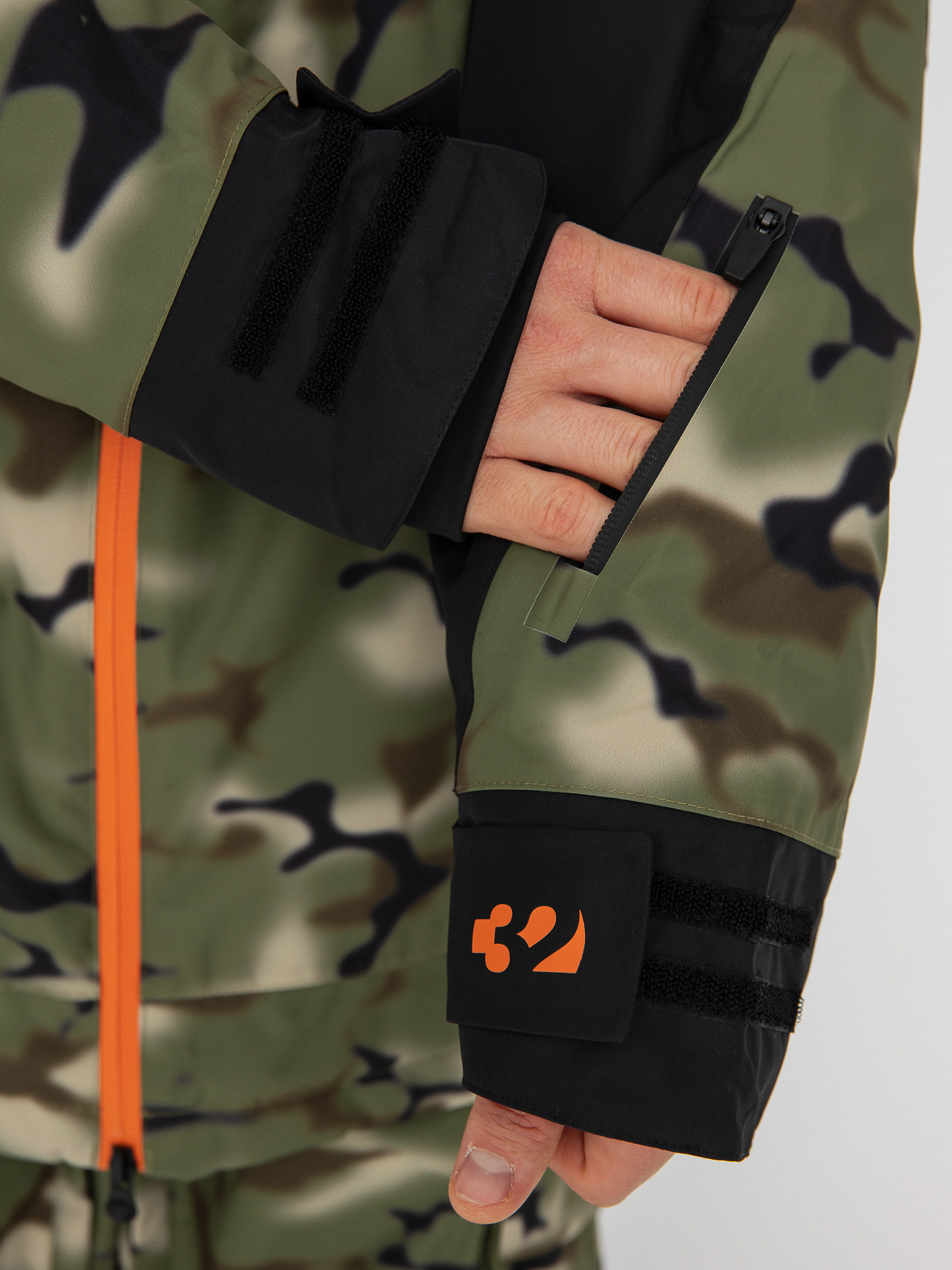 Чоловіча Сноубордична куртка ThirtyTwo Lashed Insulated (camo)