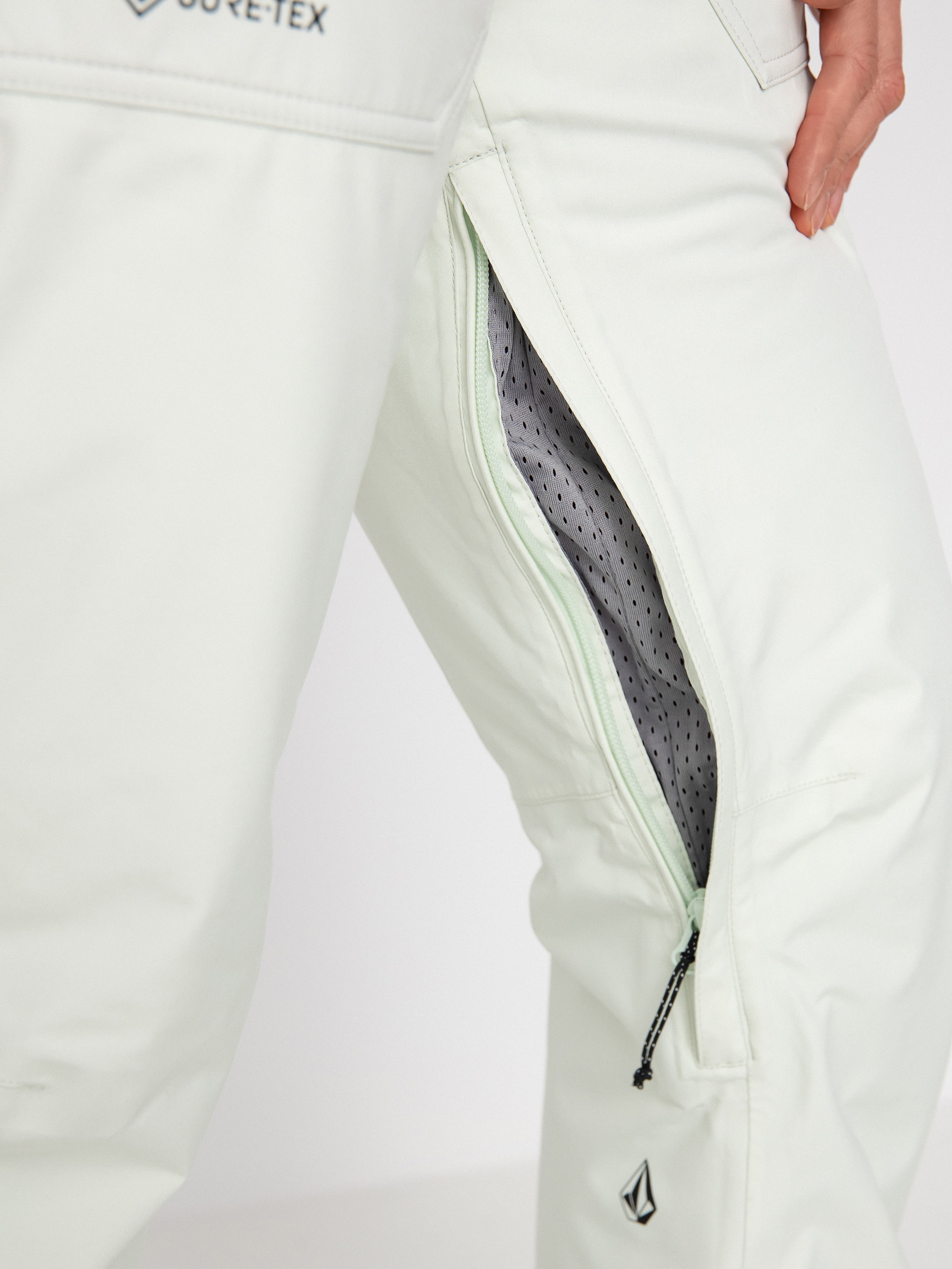 Жіночі Сноубордичні штани Volcom Knox Ins Gore Tex (ice green)