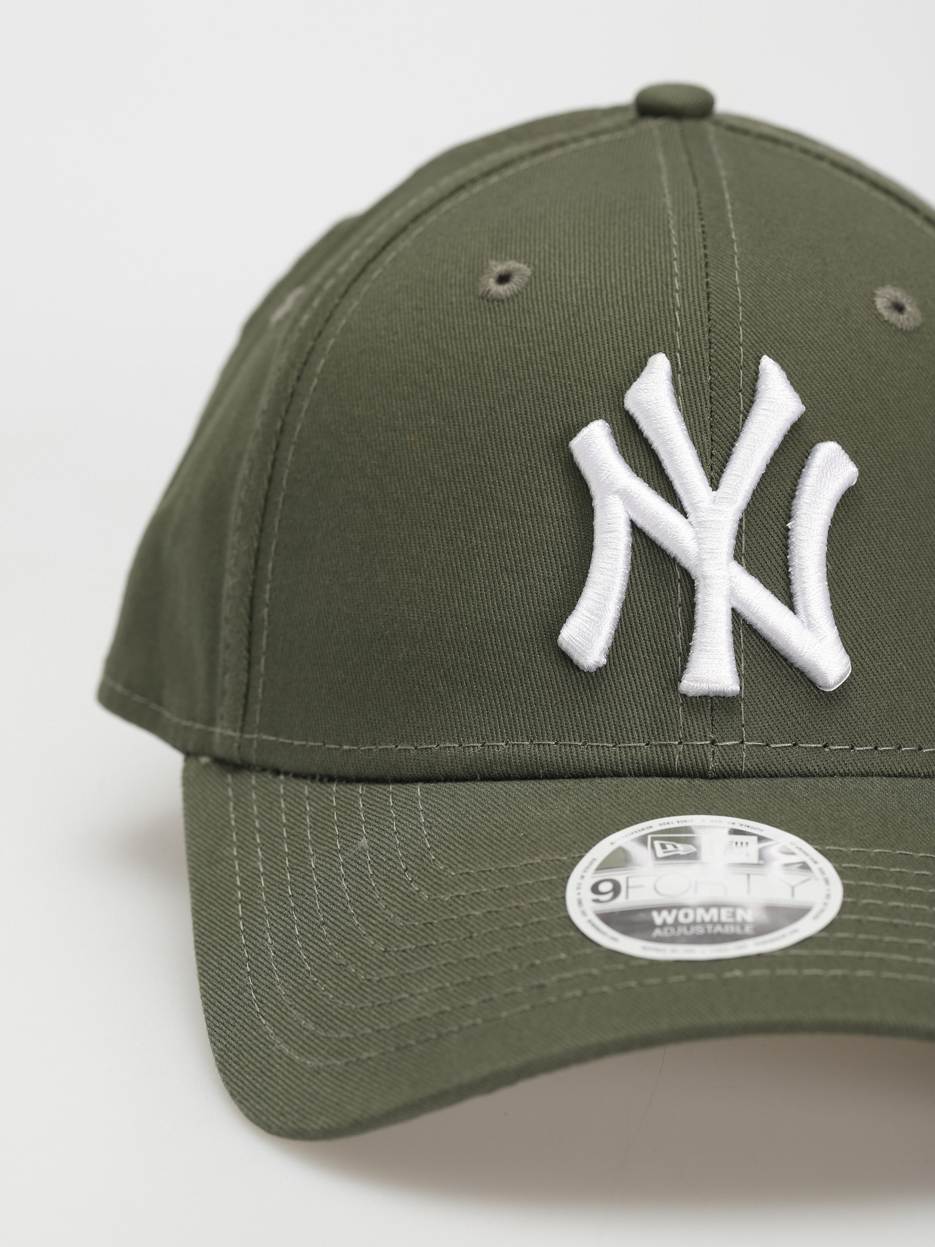 Кепка New Era League Essential 9Forty New York Yankees Wmn (olive/white)