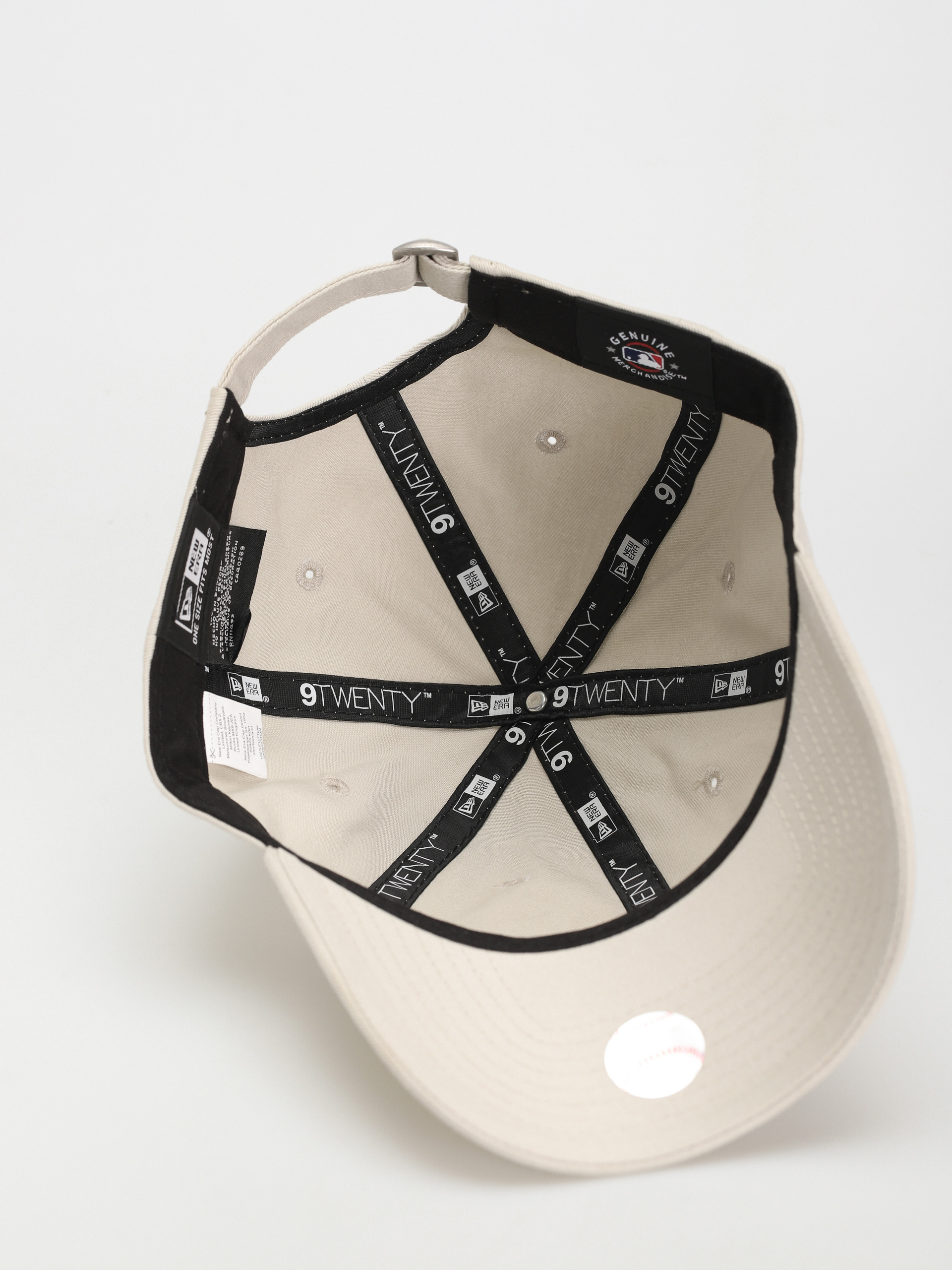 Кепка New Era League Essential 9Twenty New York Yankees (stone/white)