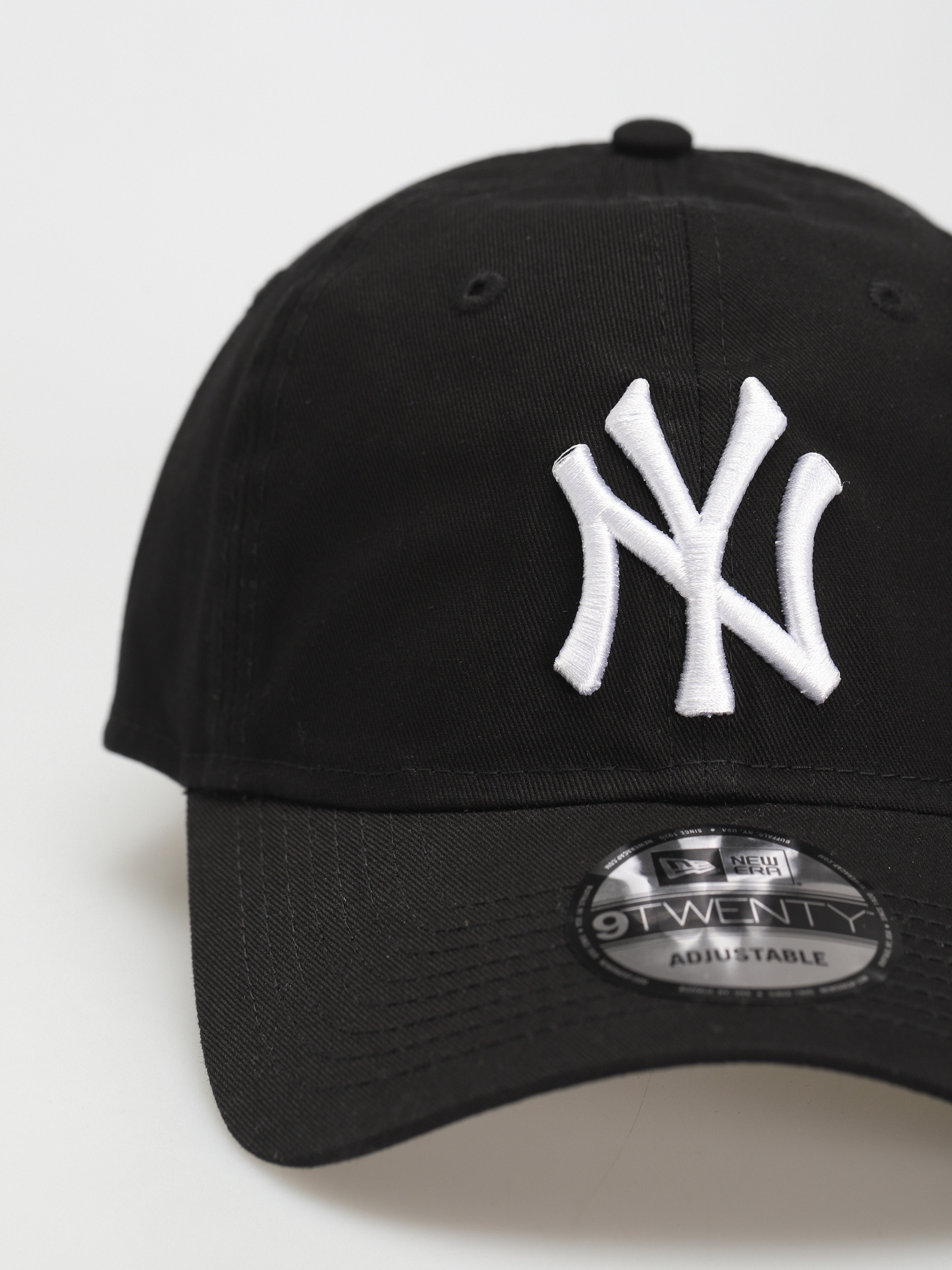 Кепка New Era League Essential 9Twenty New York Yankees (black)