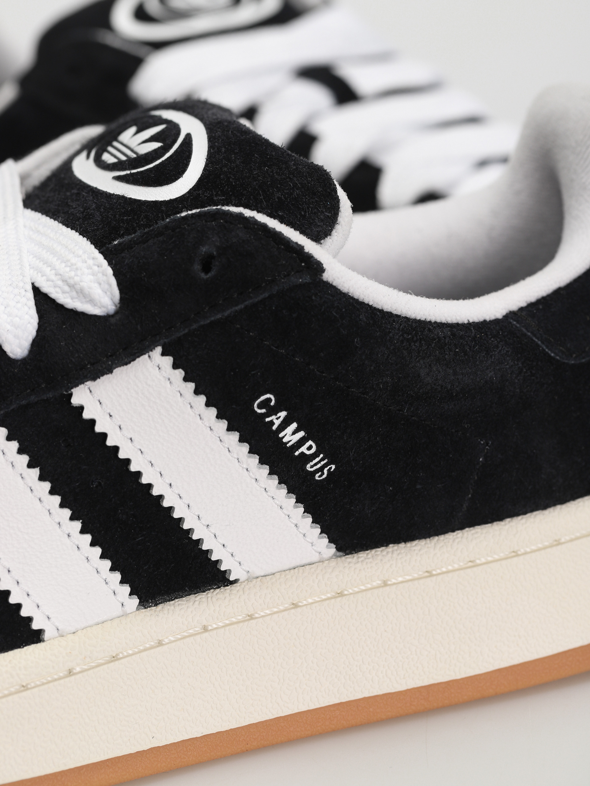 Взуття adidas Originals Campus 00S (cblack/ftwwht/owhite)