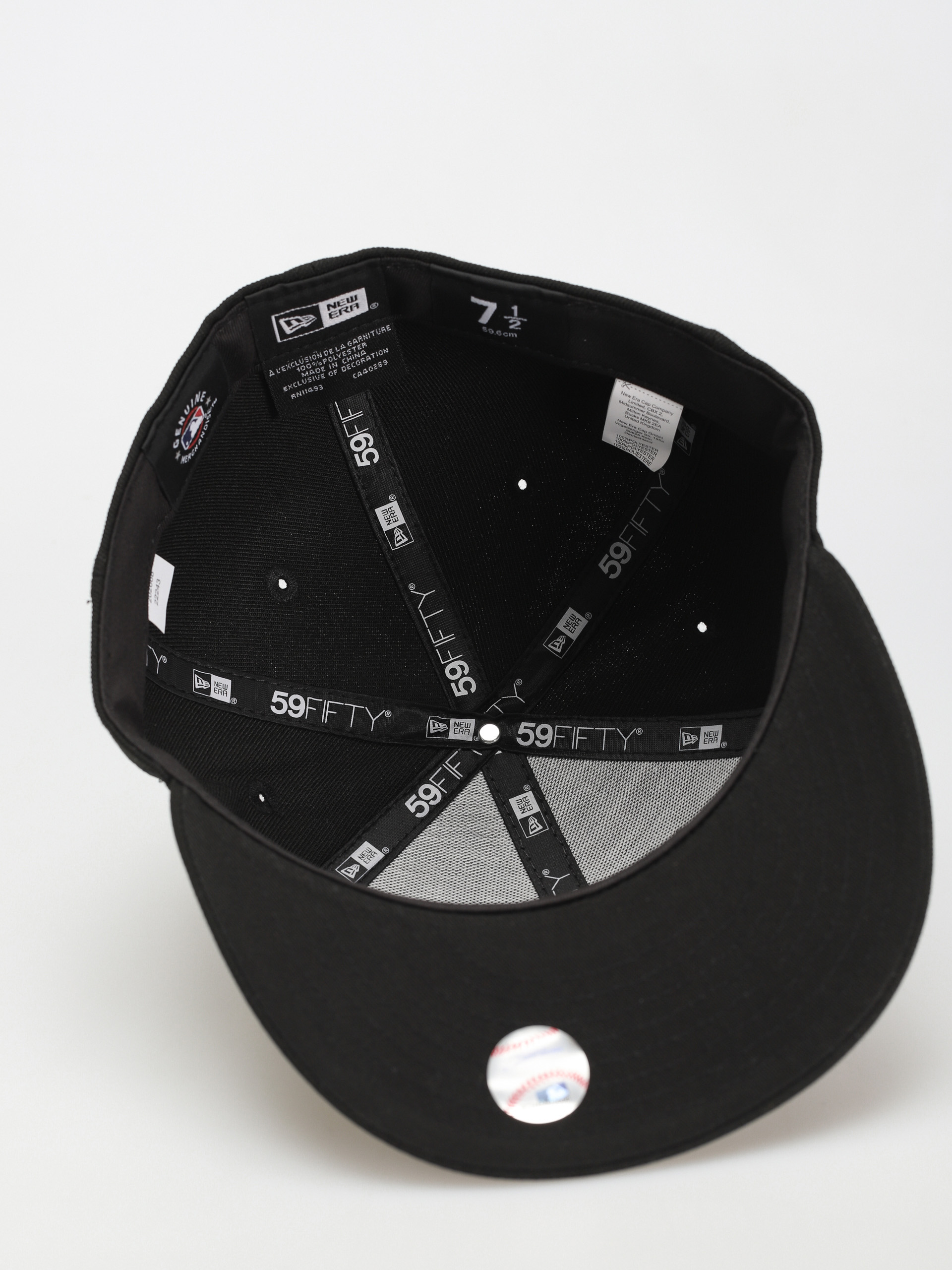 Кепка New Era League Essential 59Fifty New York Yankees (black/black)