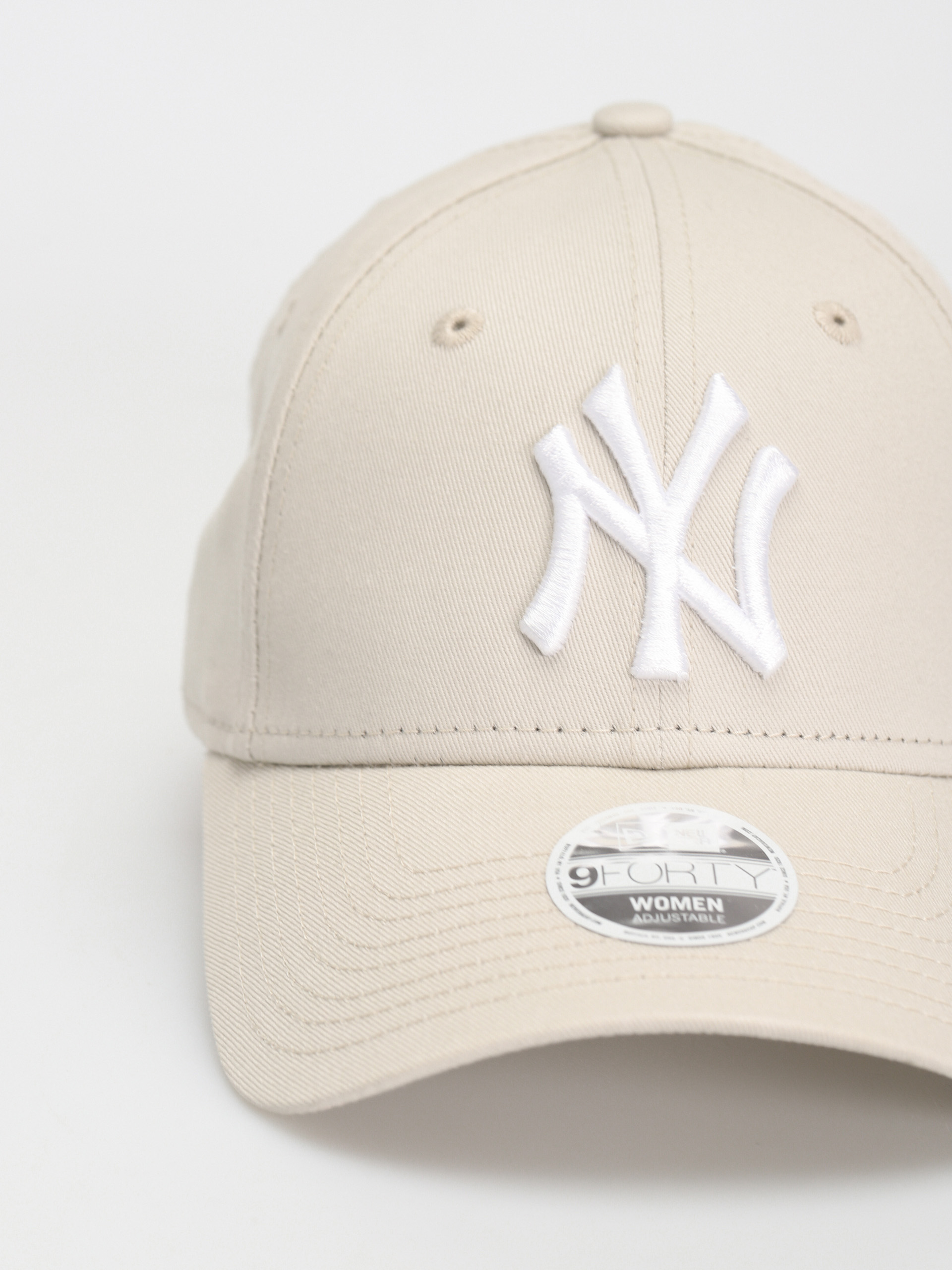 Кепка New Era League Essential 9Forty New York Yankees Wmn (stone/white)