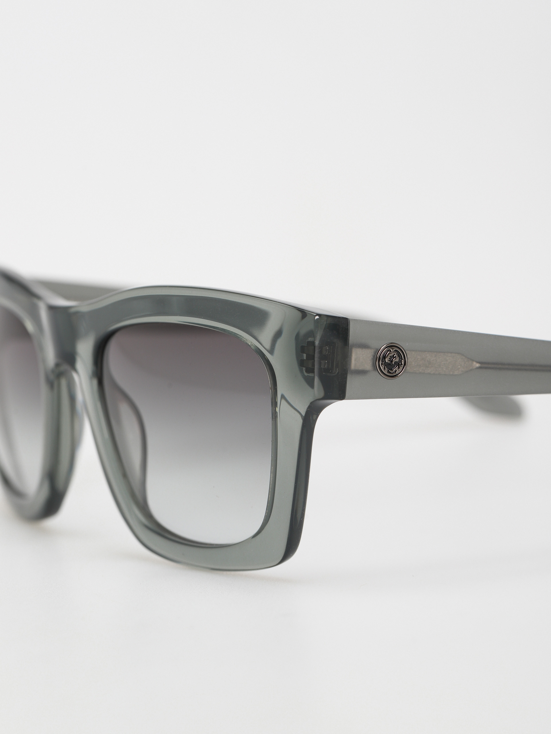 Сонцезахисні окуляри Dragon Waverly Wmn (grey crystal/lumalens smoke gradient)