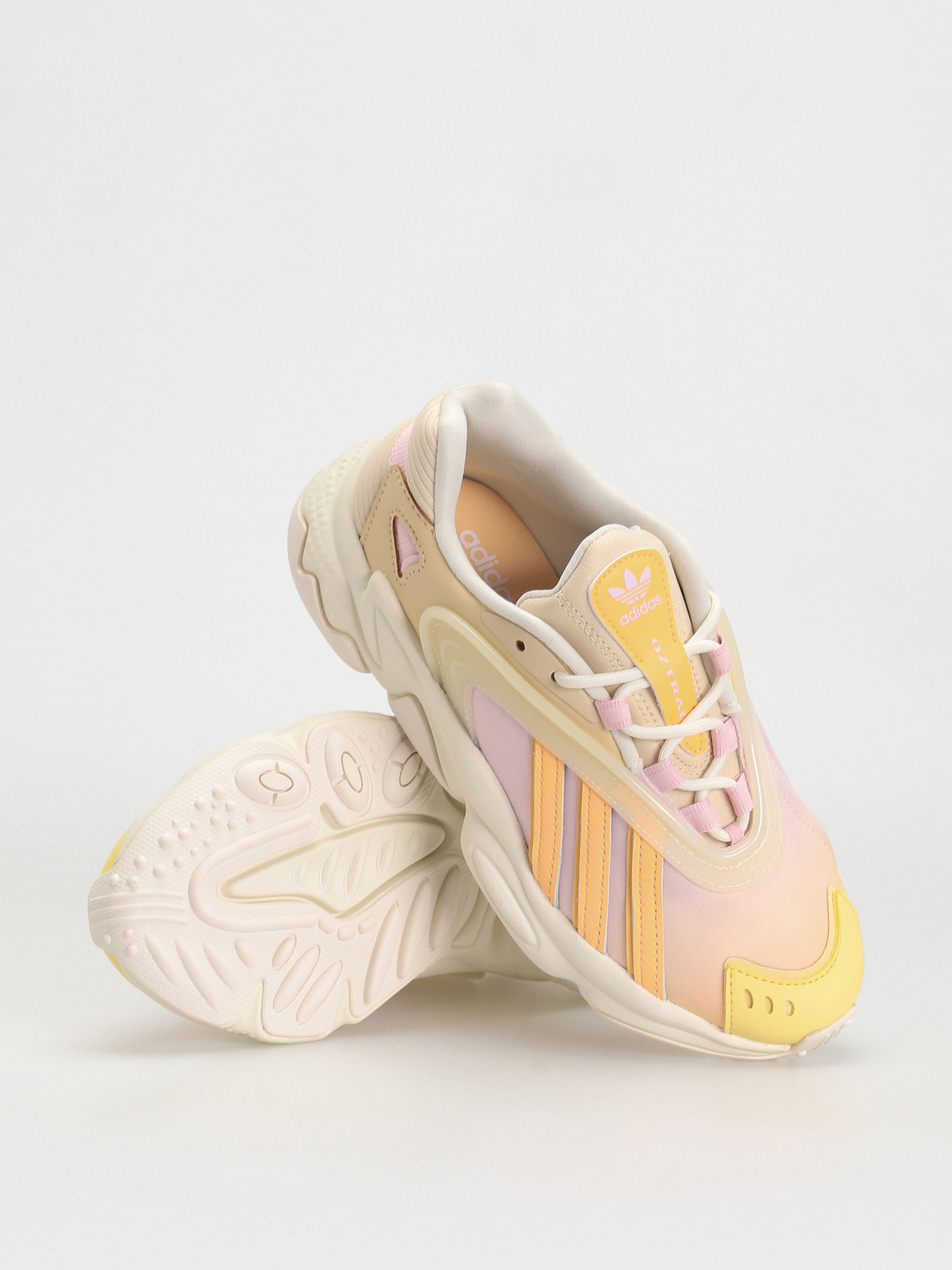 Взуття adidas Originals Oztral Wmn (owhite/aciora/sanstr)