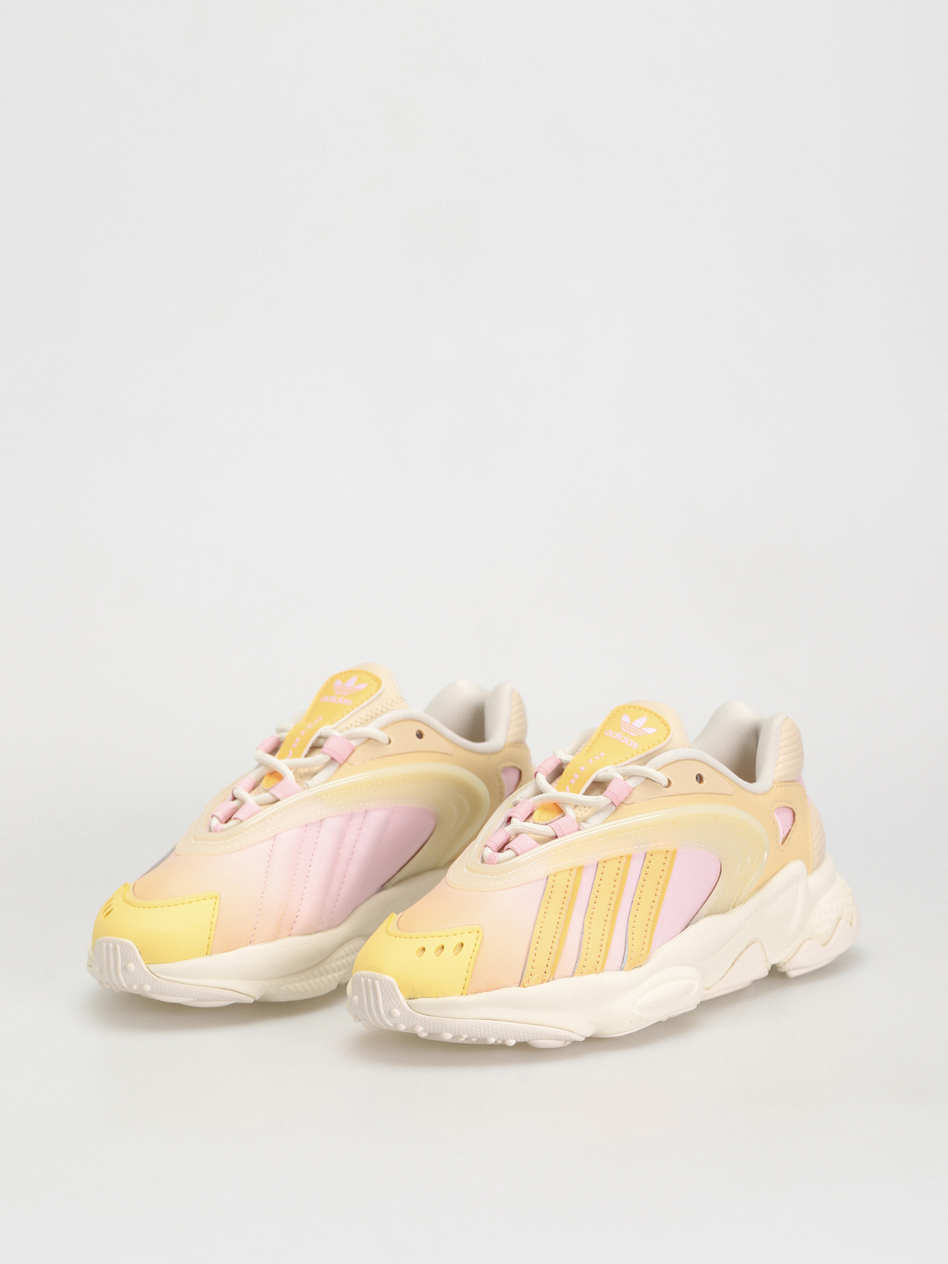 Взуття adidas Originals Oztral Wmn (owhite/aciora/sanstr)