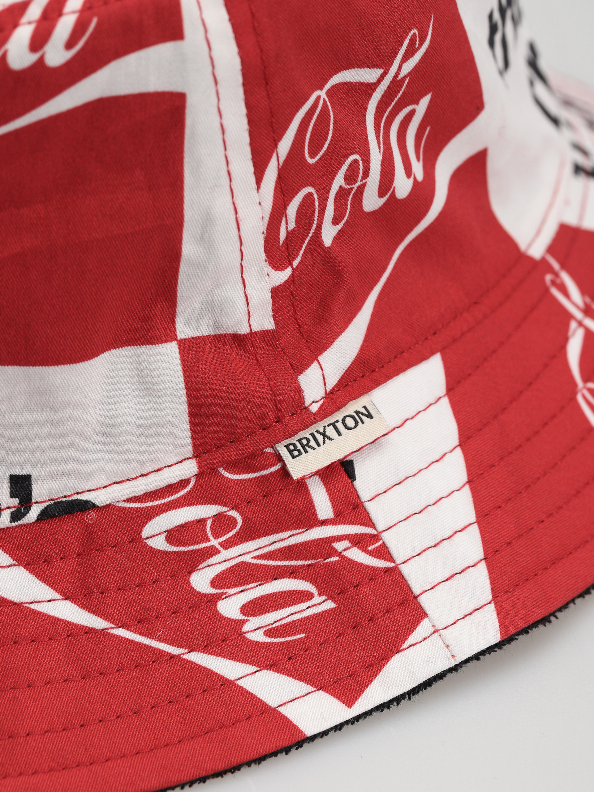 Капелюх Brixton Coca-Cola Good Day Rev (cokered/black)