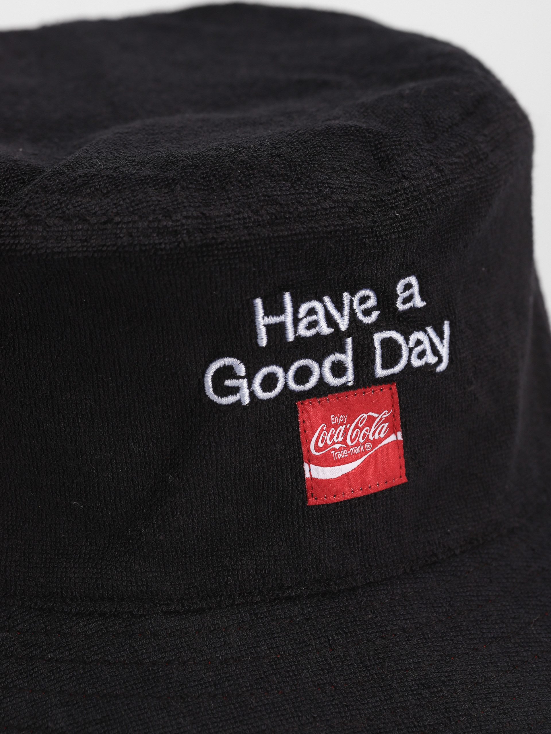 Капелюх Brixton Coca-Cola Good Day Rev (cokered/black)
