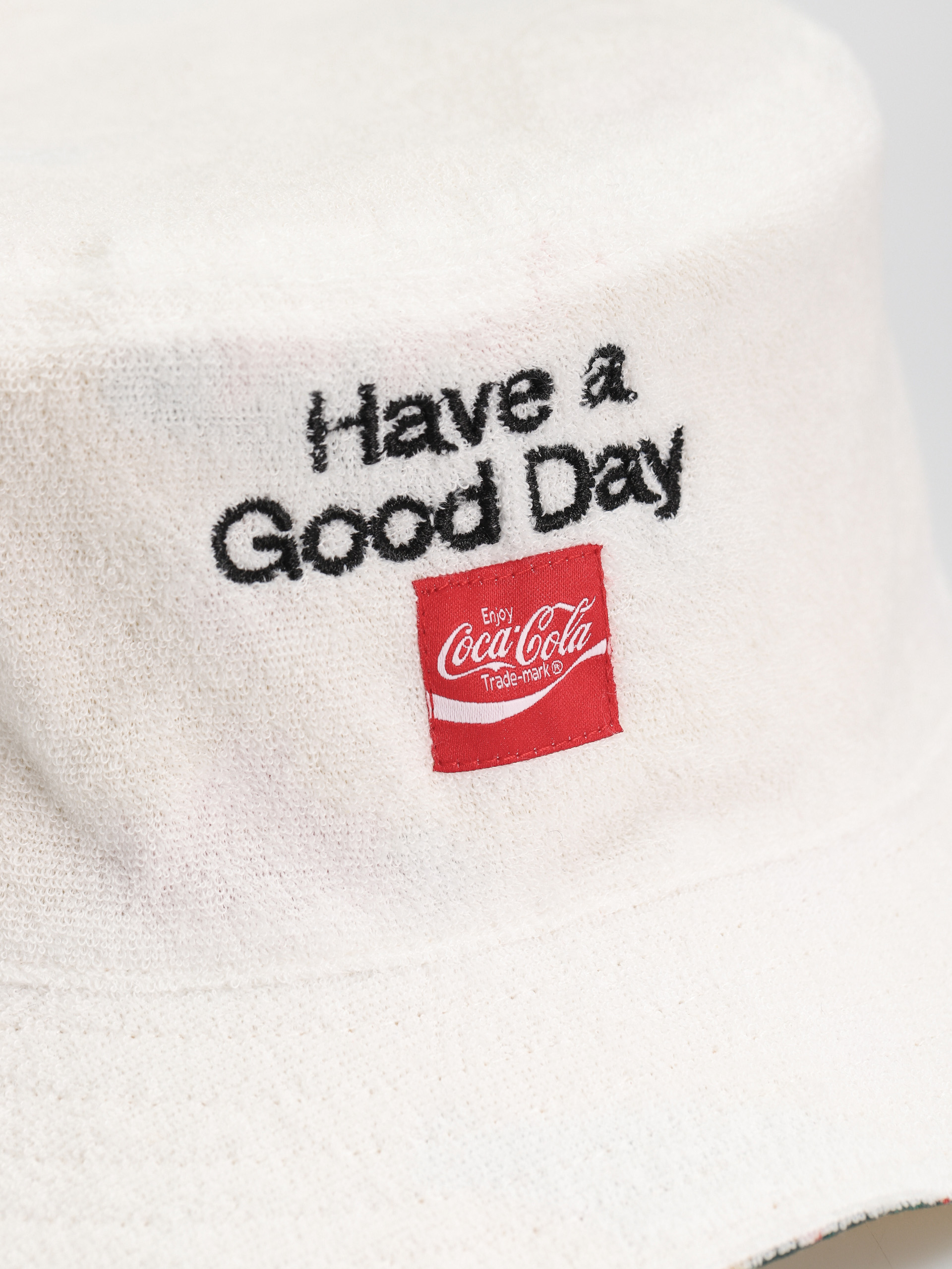 Капелюх Brixton Coca-Cola Good Day Rev (yellow/white)