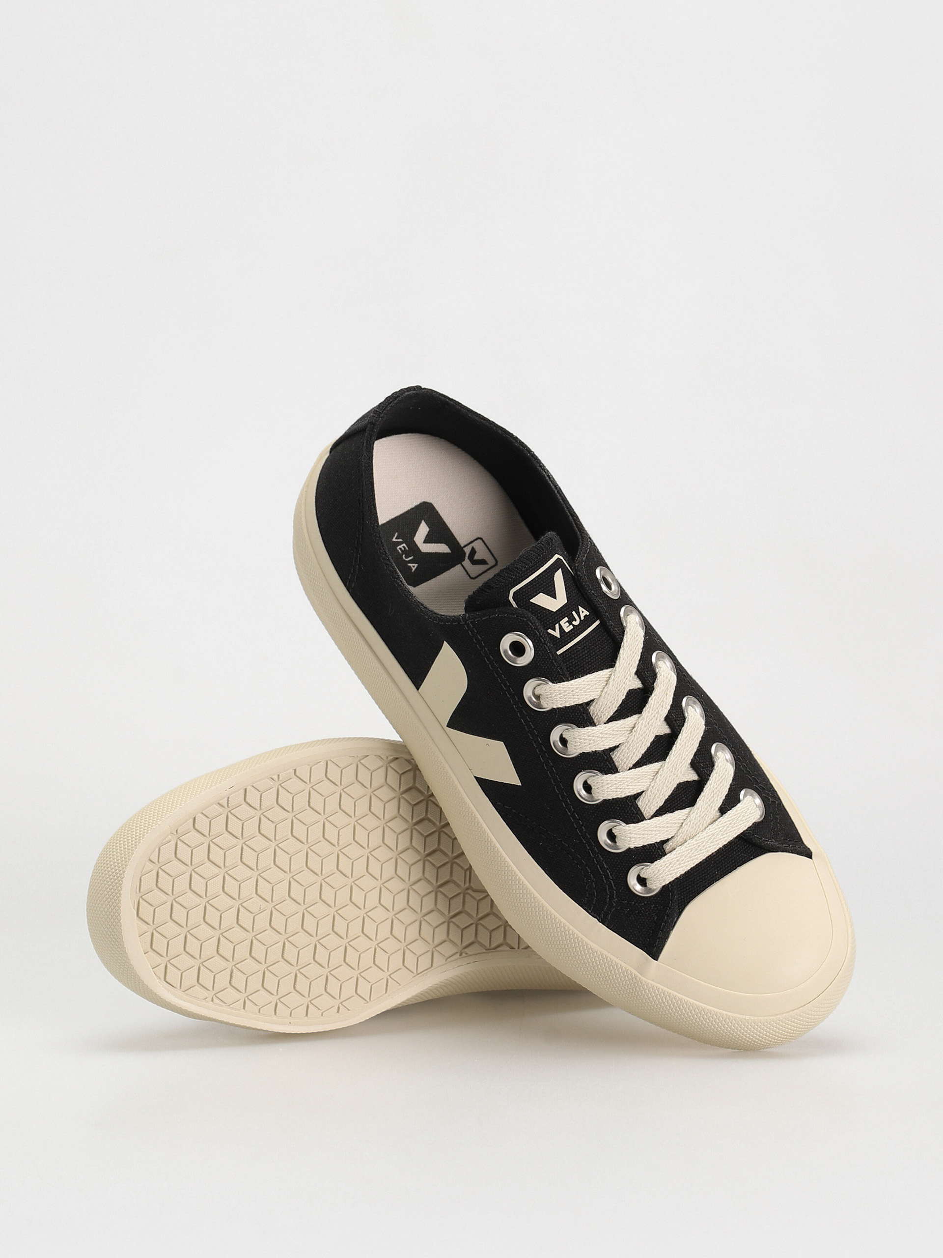 わかば Взуття Veja Wata II Low Wmn - чорний (black pierre)