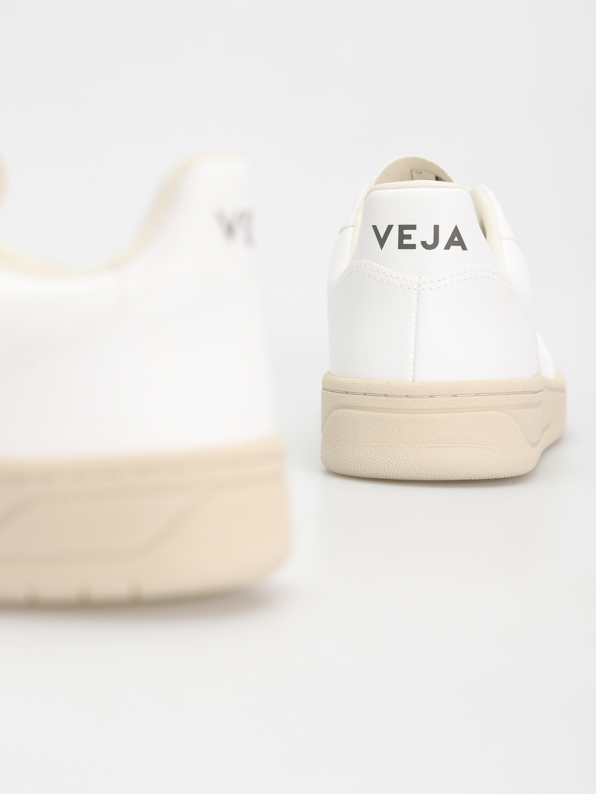 Взуття Veja V-10 (full white)