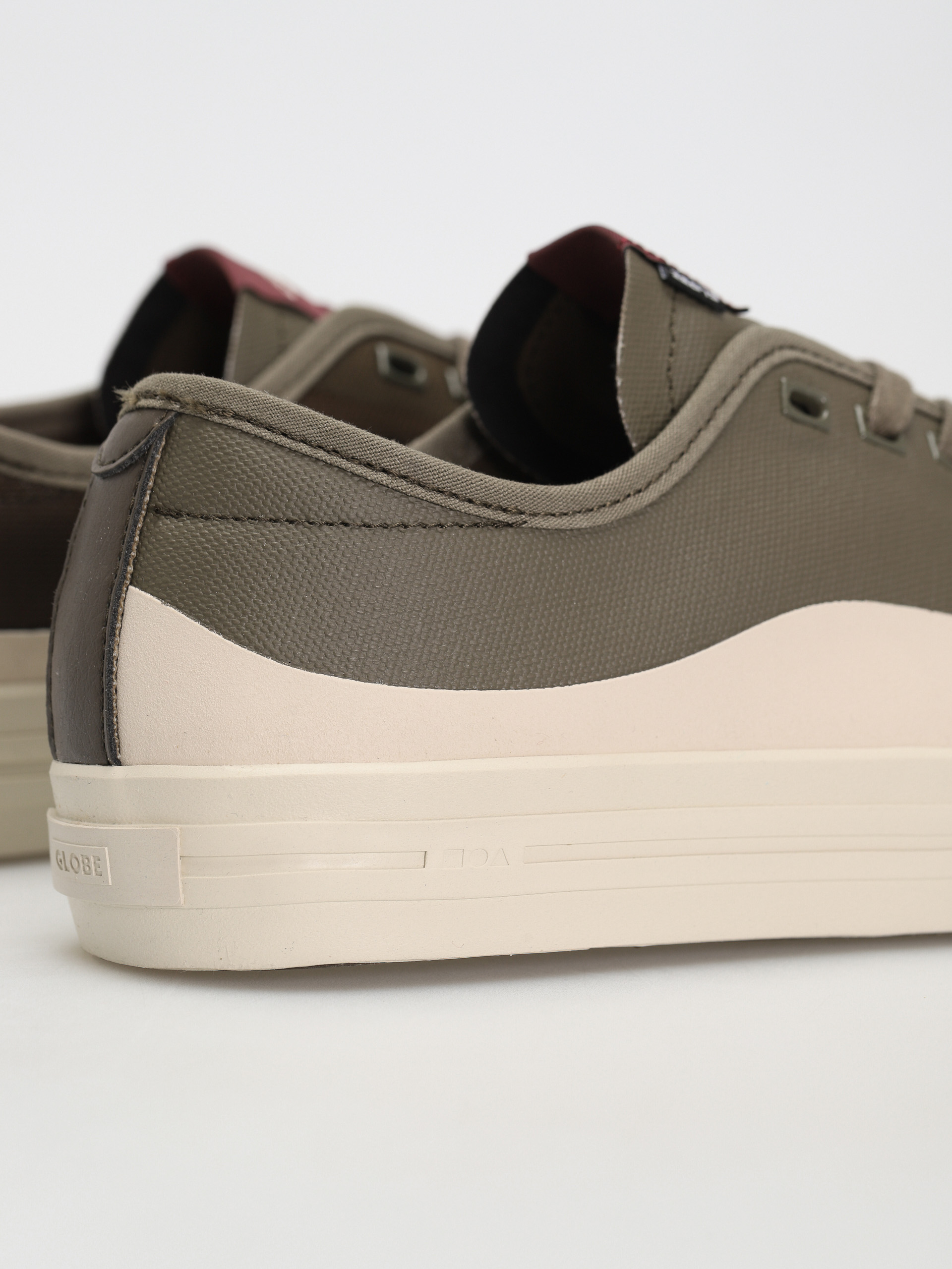 Взуття Globe Gillette (olive cream)