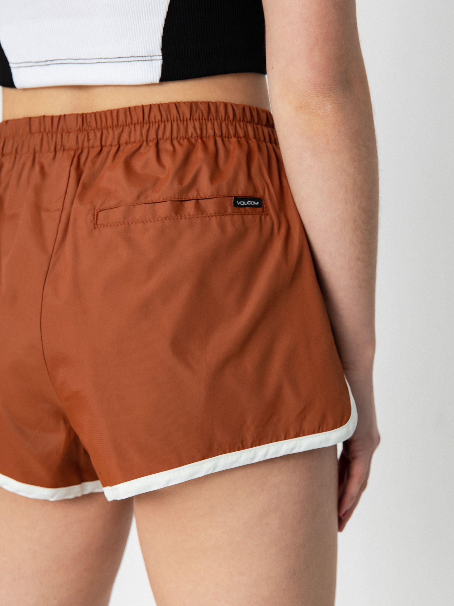 Шорти Volcom Coco Ho Runner Wmn (dark clay)