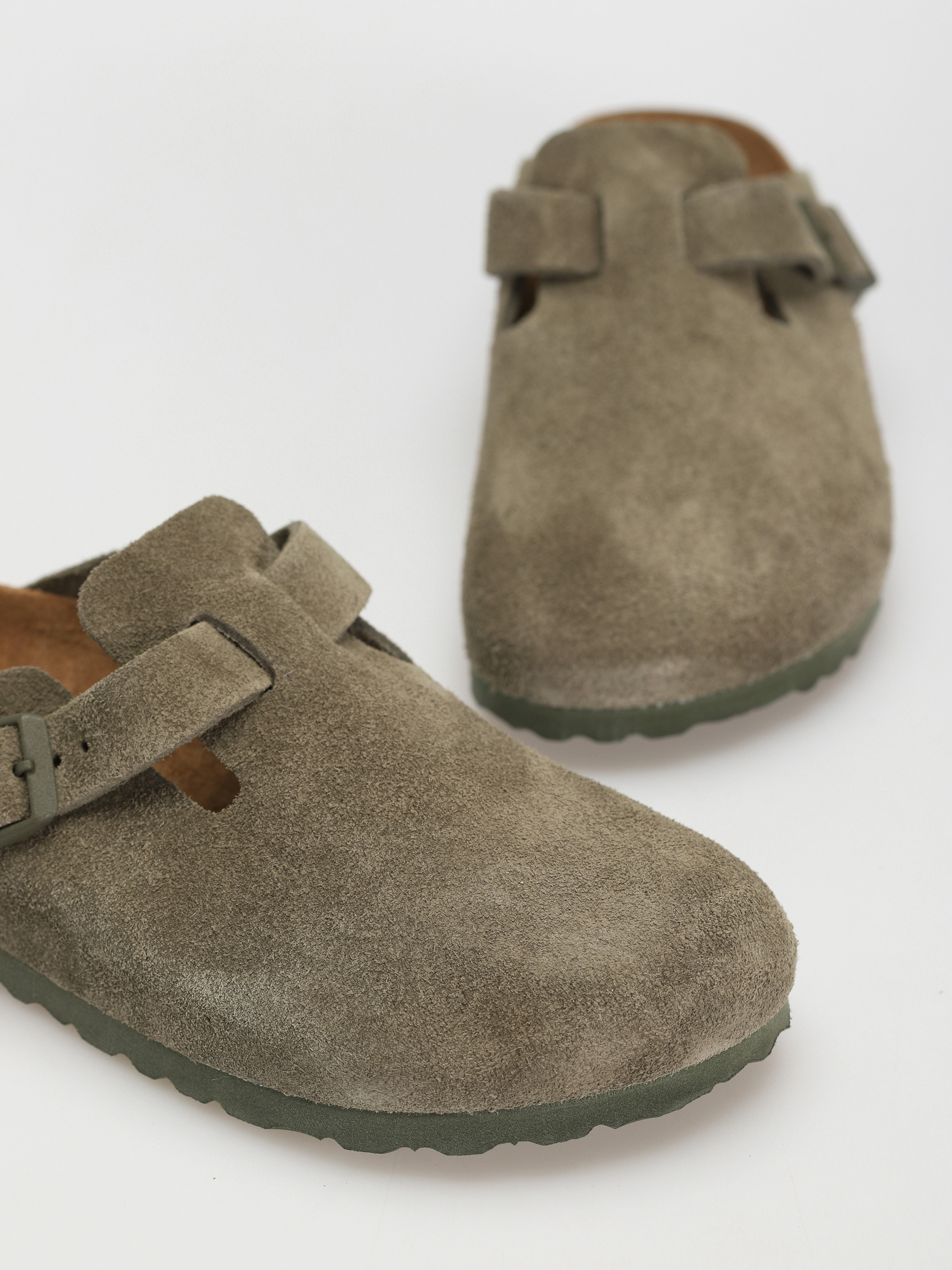 Шльопанці Birkenstock Boston Suede Narrow Wmn (modern suede thyme)