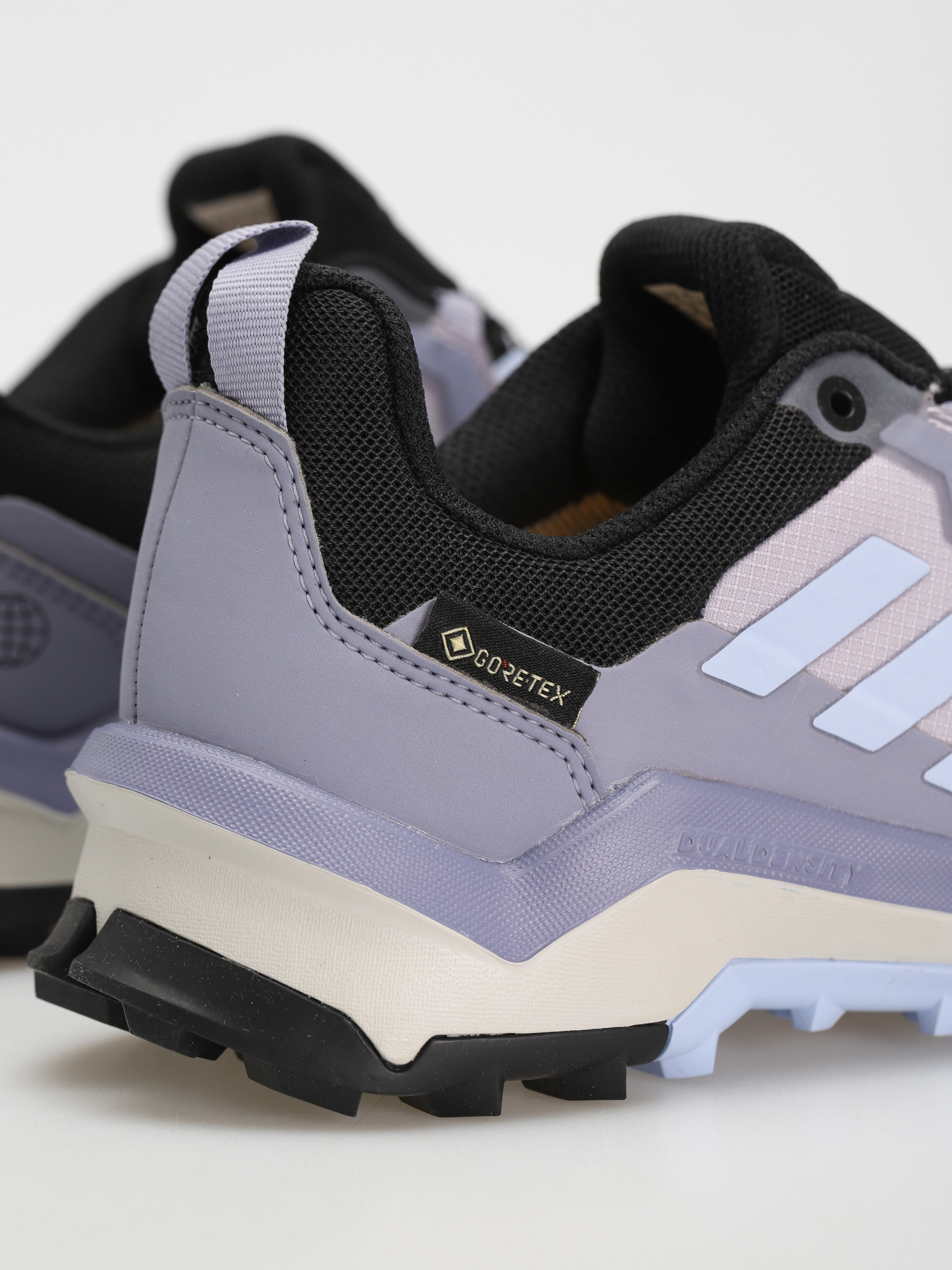 Взуття adidas Terrex Ax4 Gtx W Wmn (silvio/bludaw/sogold)