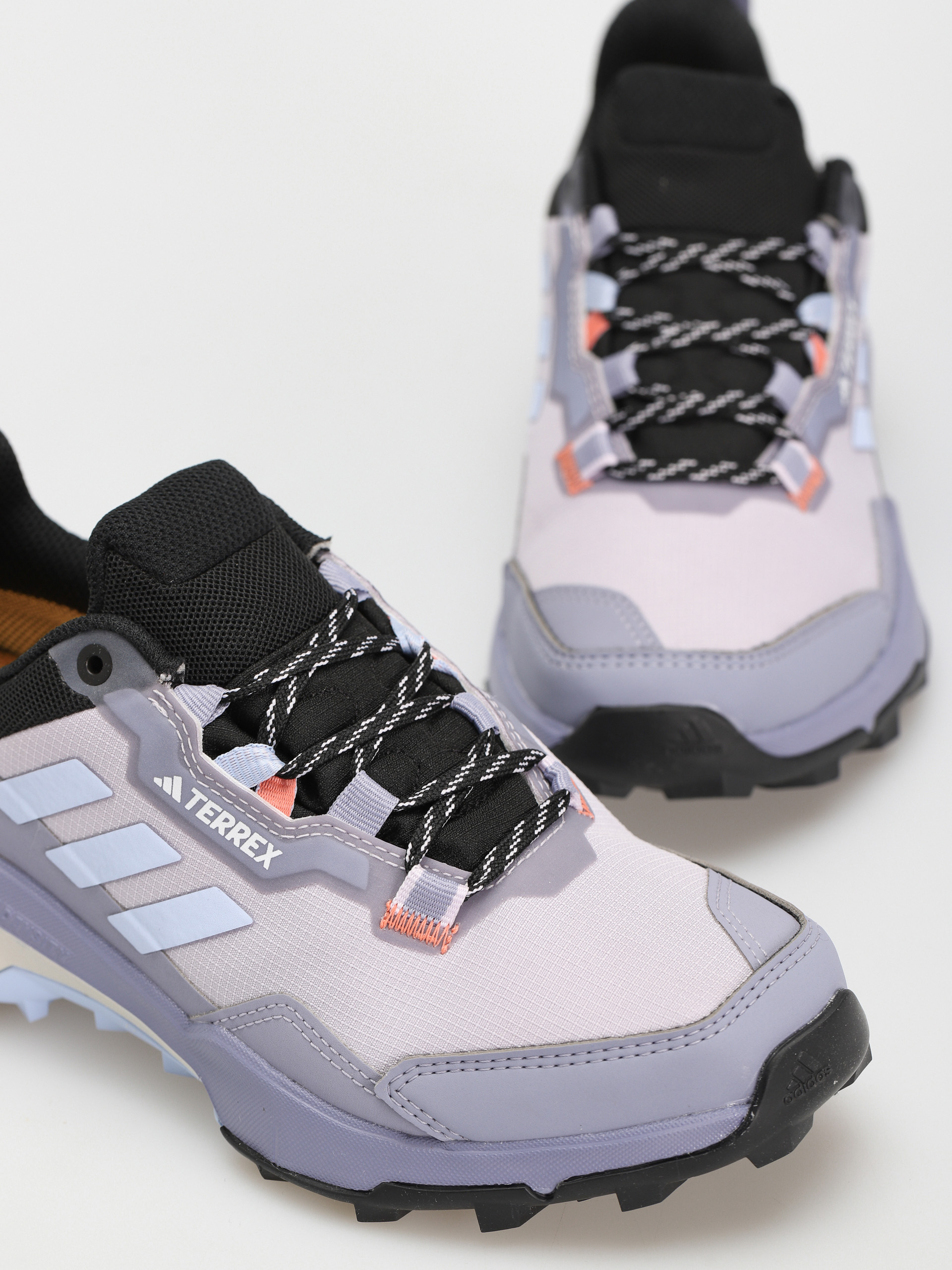 Взуття adidas Terrex Ax4 Gtx W Wmn (silvio/bludaw/sogold)