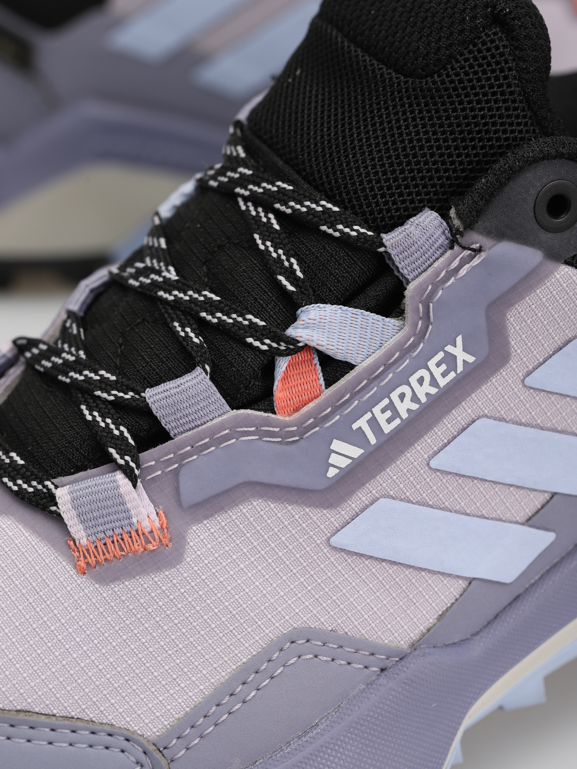 Взуття adidas Terrex Ax4 Gtx W Wmn (silvio/bludaw/sogold)