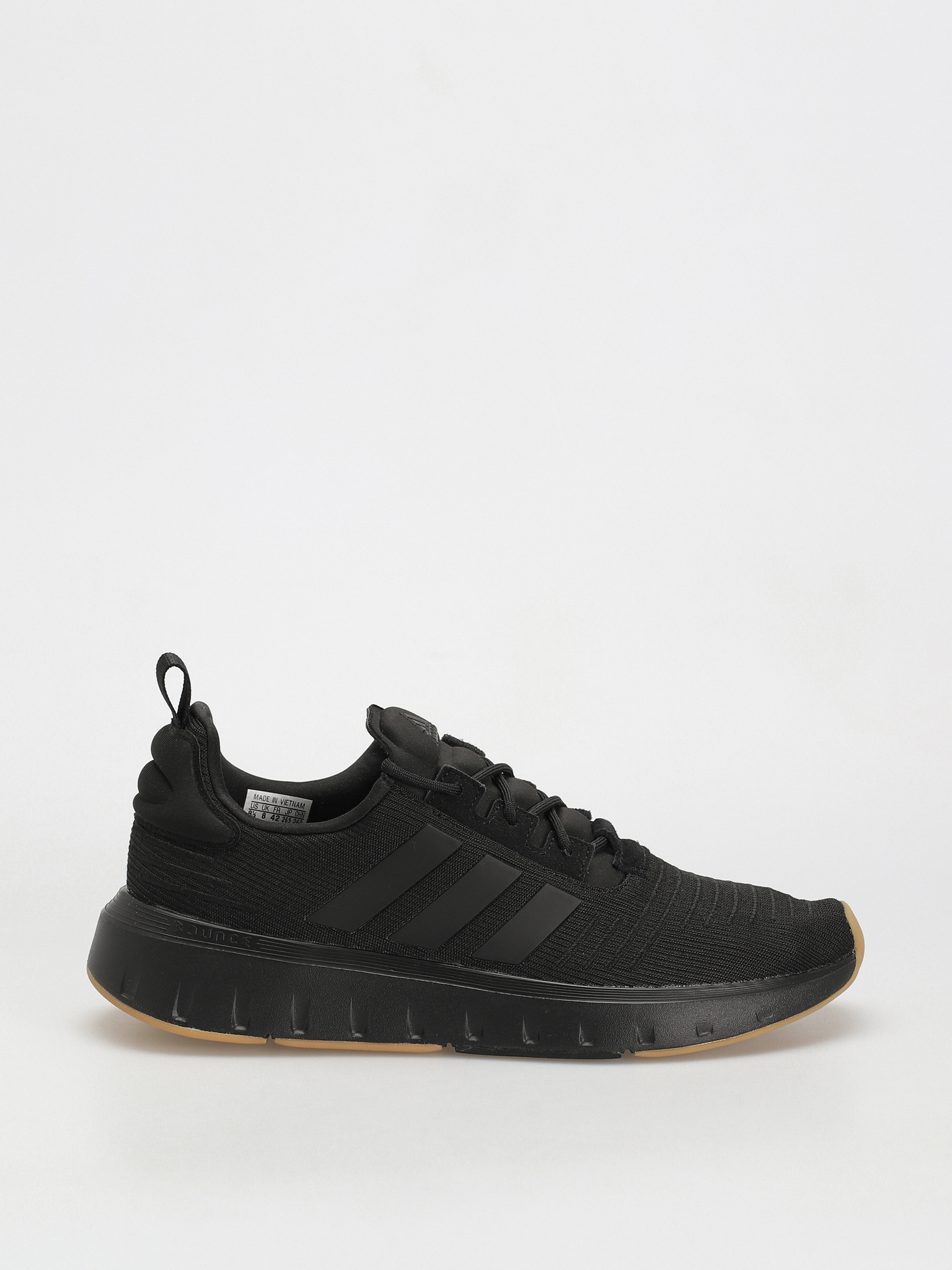 Взуття adidas Swift Run 23 (cblack/cblack/gum3)