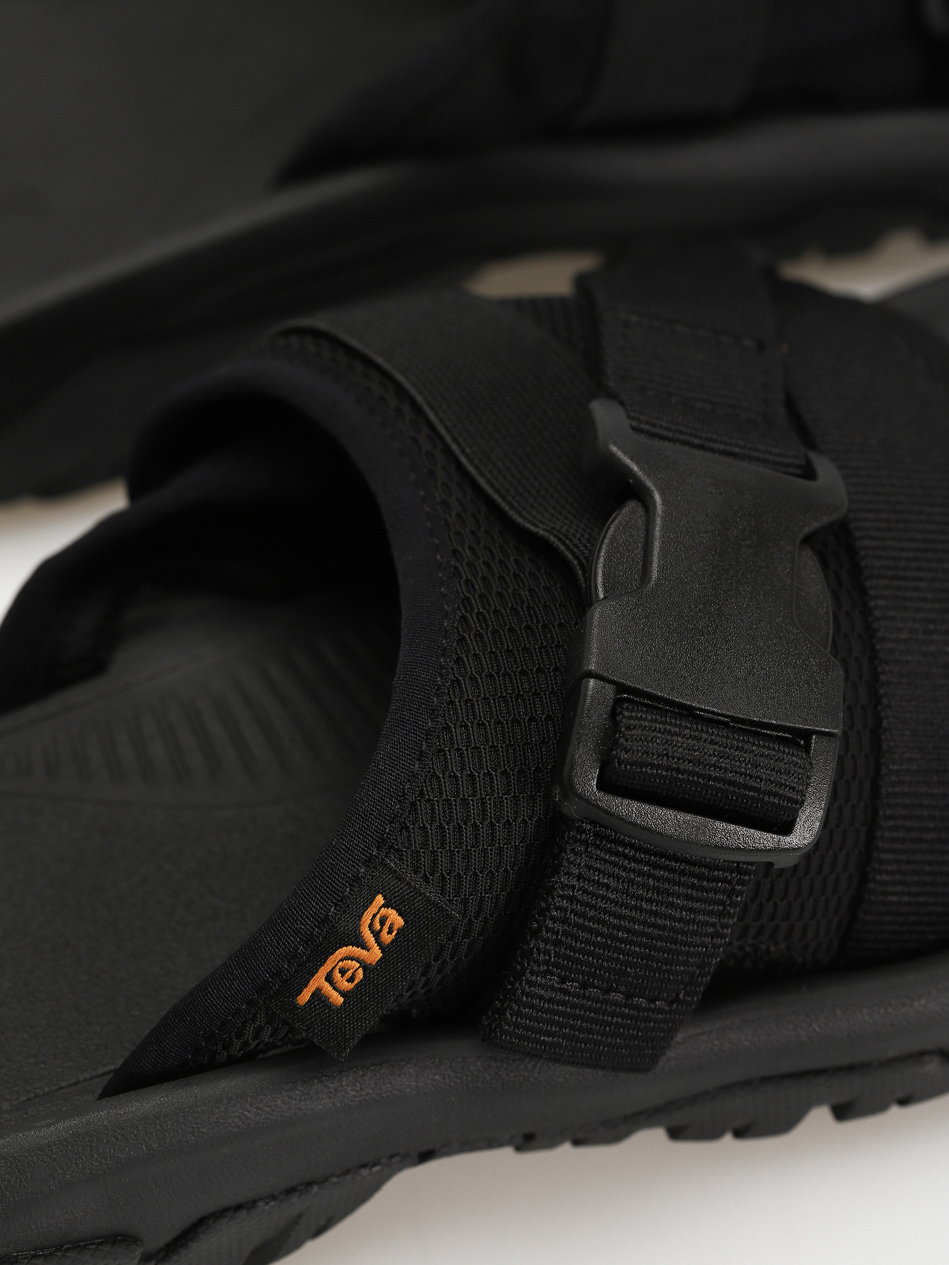 Сандалі Teva Hurricane Verge Slide Wmn (black)