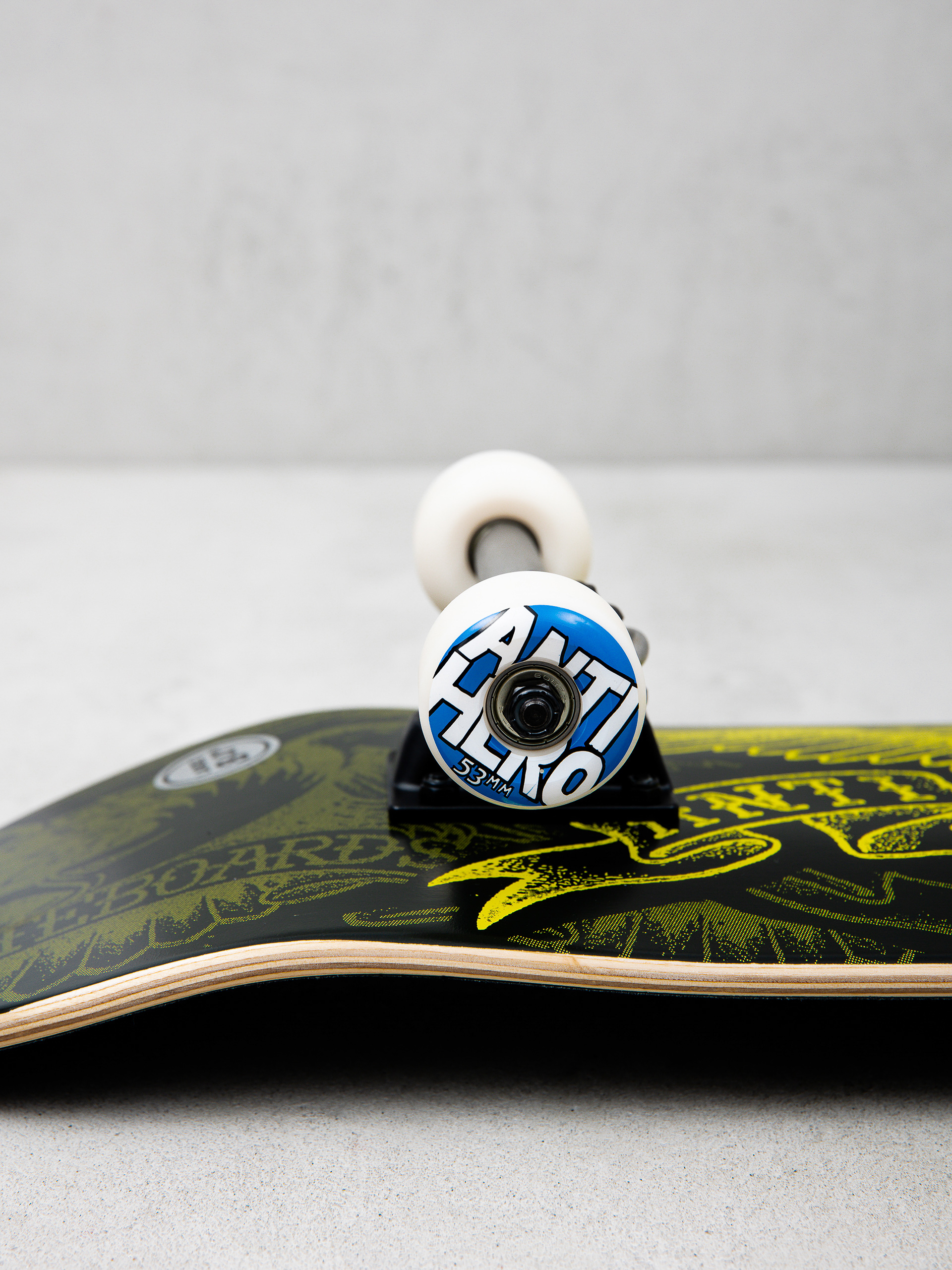 Скейтборд Antihero Repeater Eagle (black/neon green)