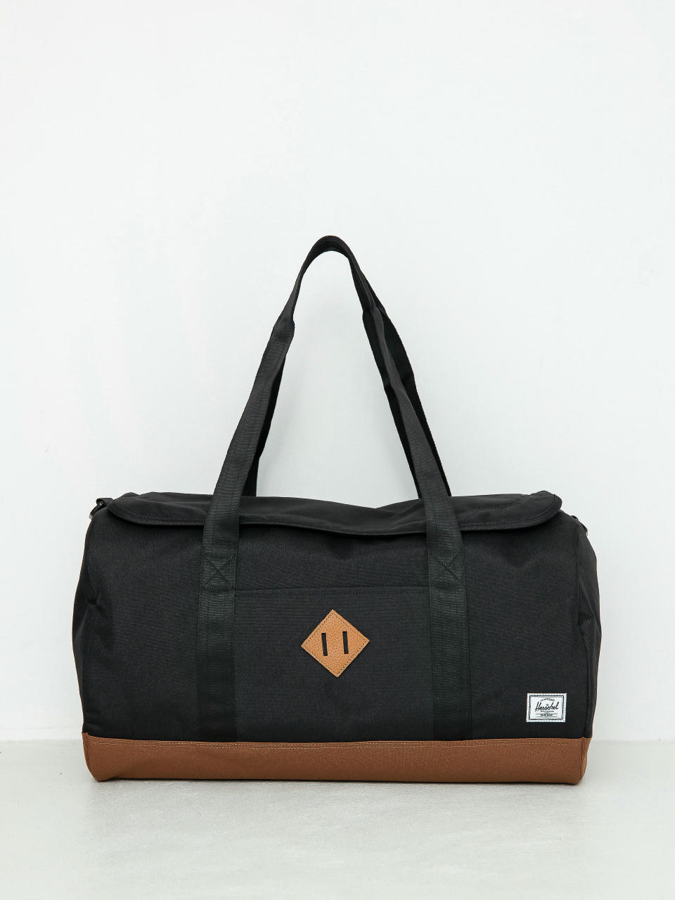 Сумка Herschel Supply Co. Heritage Duffle (black/saddle brown)