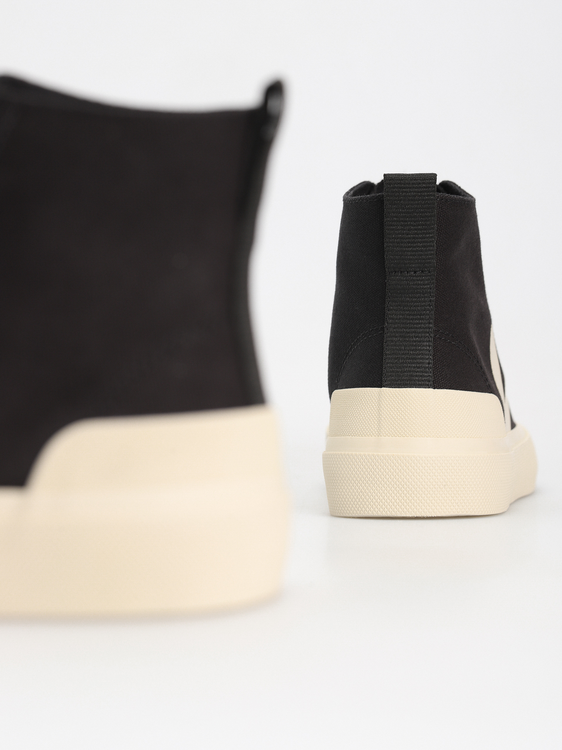 Взуття Veja Wata II Canvas Wmn (black pierre)