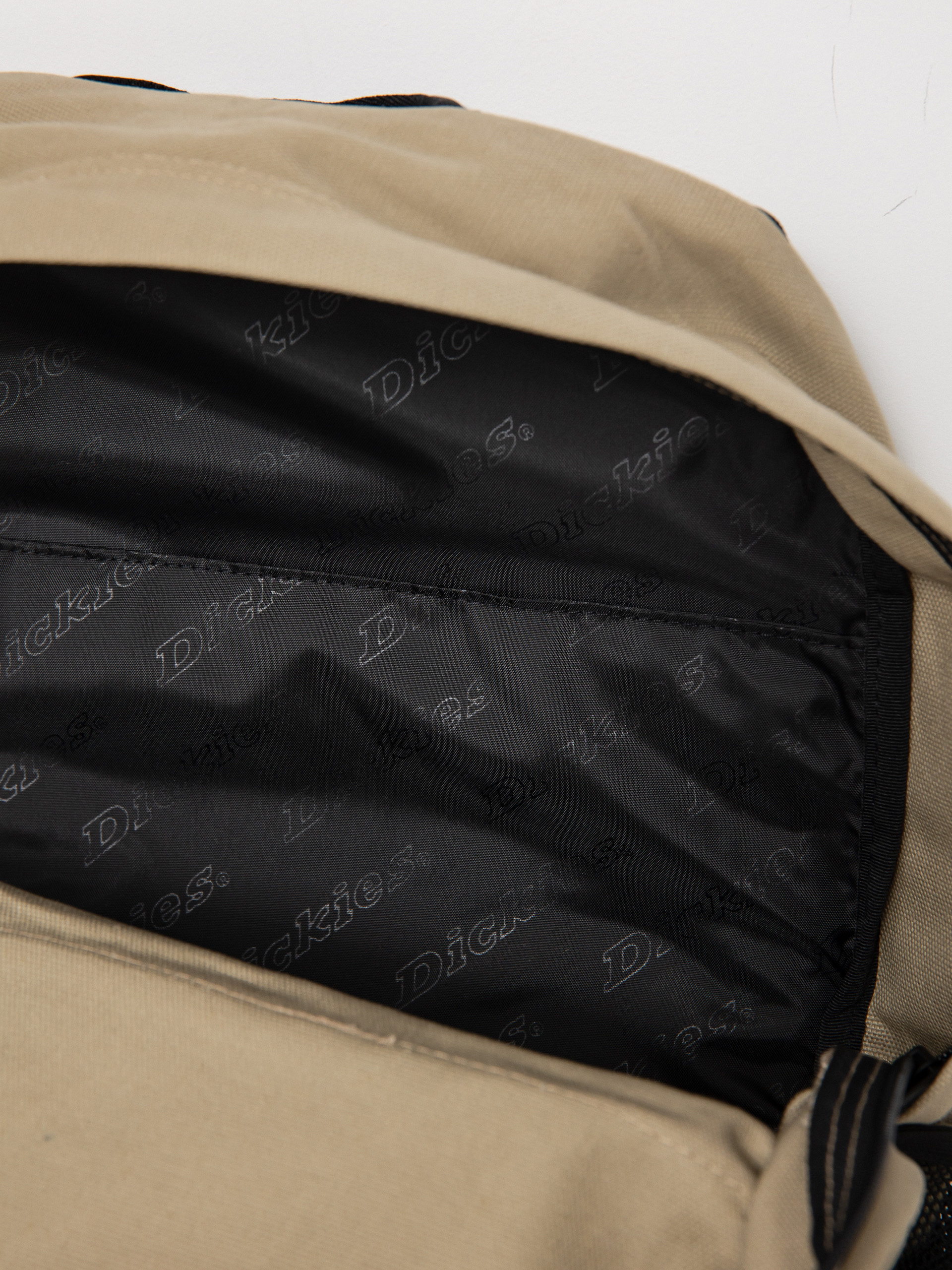 Рюкзак Dickies Duck Utility (desert sand)