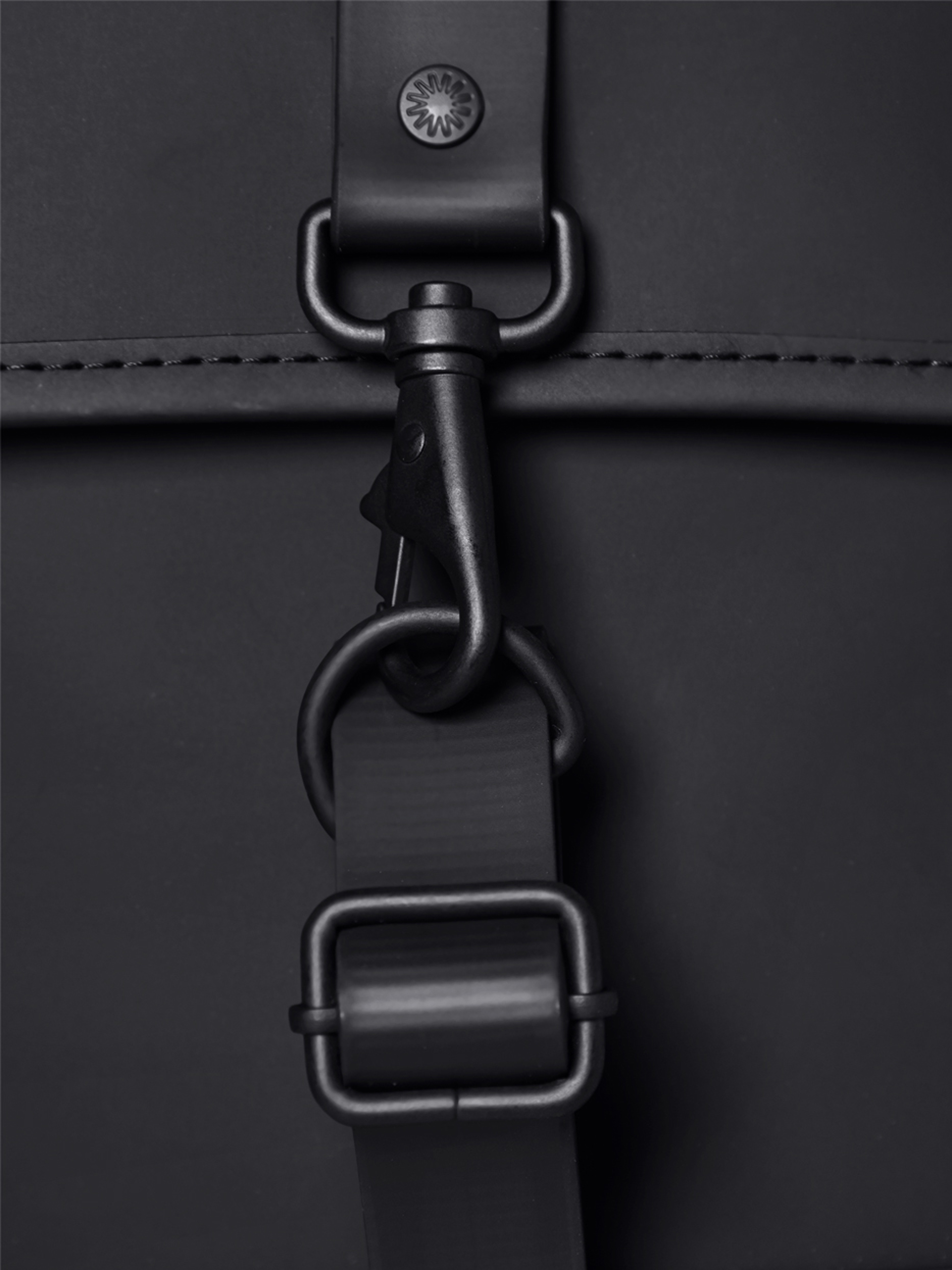 Рюкзак Rains Rucksack Cargo (black)