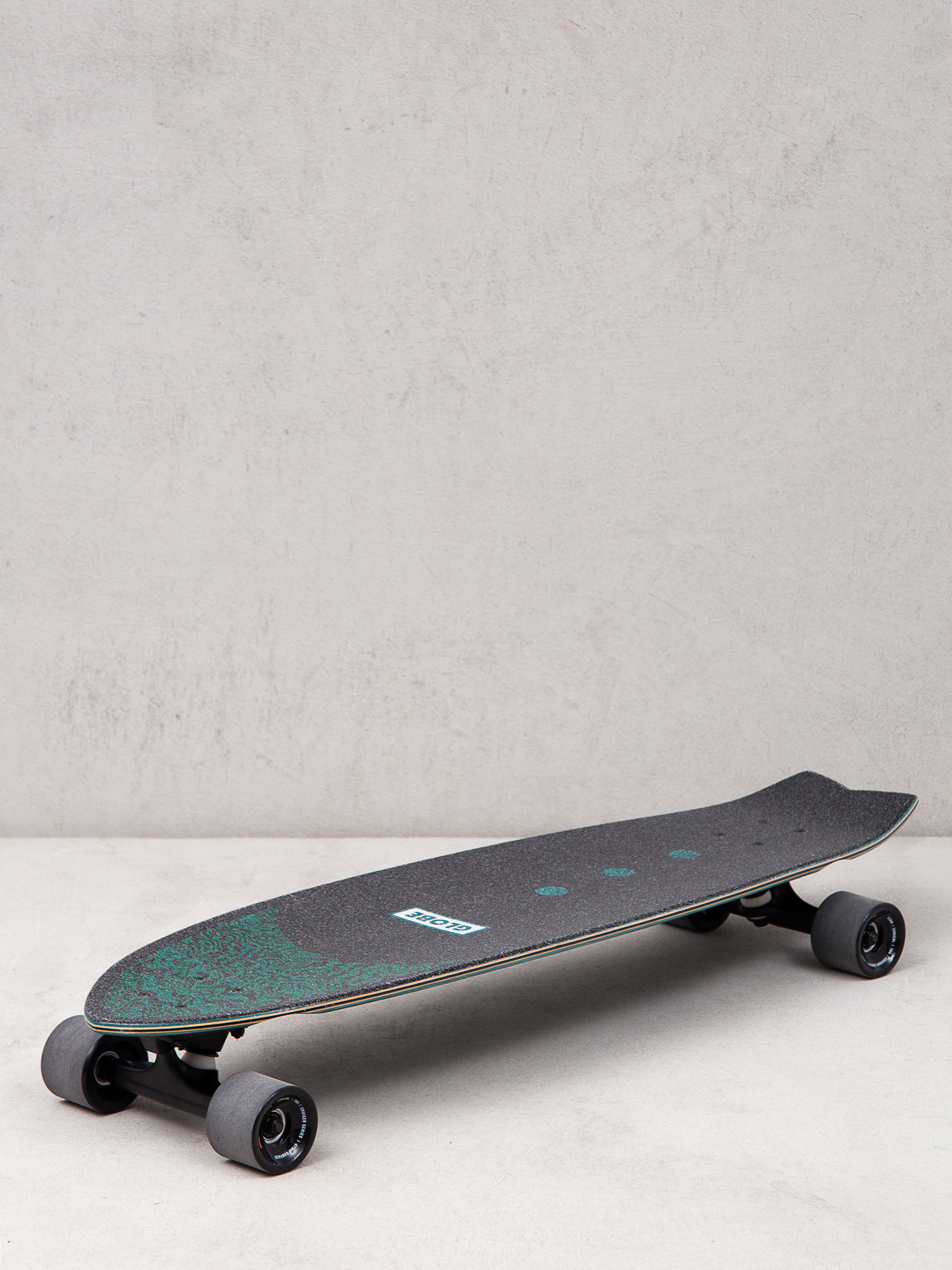 Скейтборд круізер Globe Chromantic (psy palm)