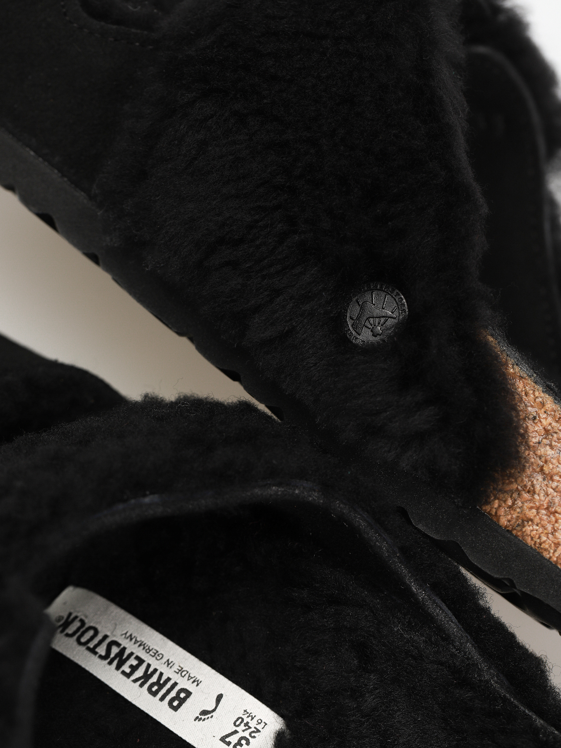 Шльопанці Birkenstock Arizona Split Teddy Parts Rivet Logo Suede Leather/Fur Narrow Wmn (black)